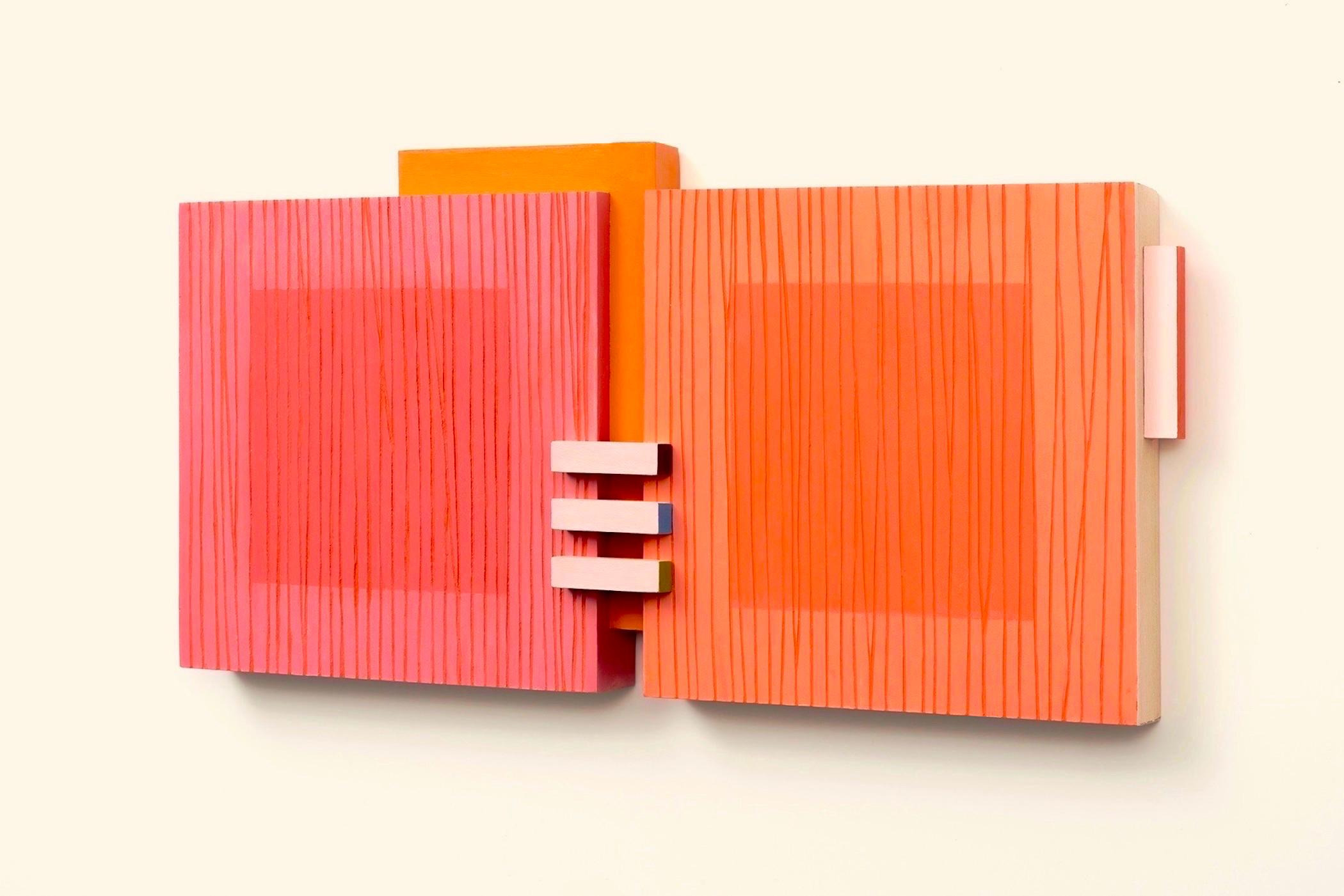 Wahrheit ist Bliss – Abstrakte Wandskulptur – blau, orange, Minimalismus, Holz, mcm – Sculpture von Terri Fridkin