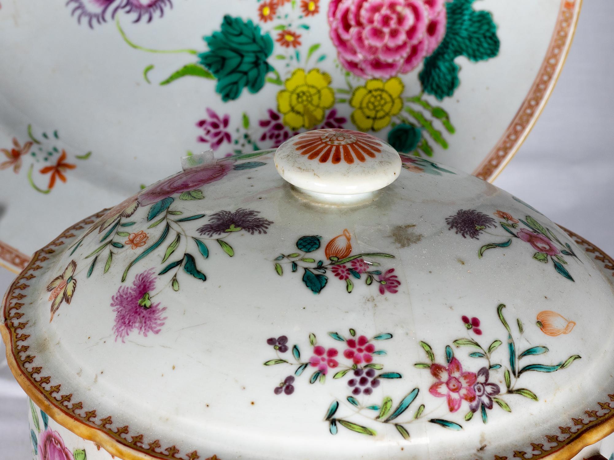 Porcelain Terrine and round pink platter by Portuguese India Company, 18th Century For Sale