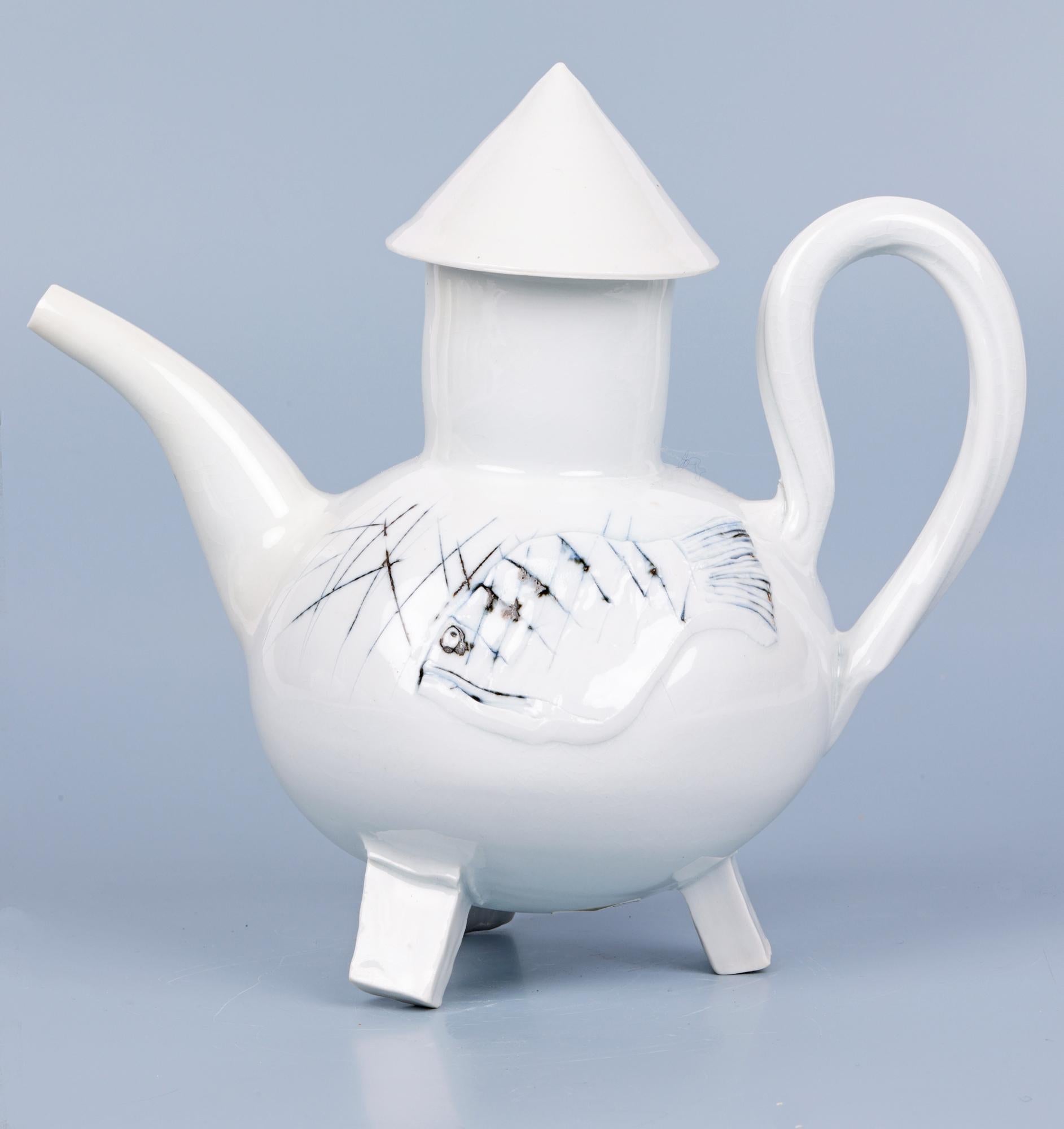 20th Century Terry Bell-Hughes Studio Pottery Porcelain Fish Teapot