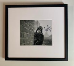 « Old Fashioned Model » encadré et signé par Twiggy Impression pigmentaire d'art