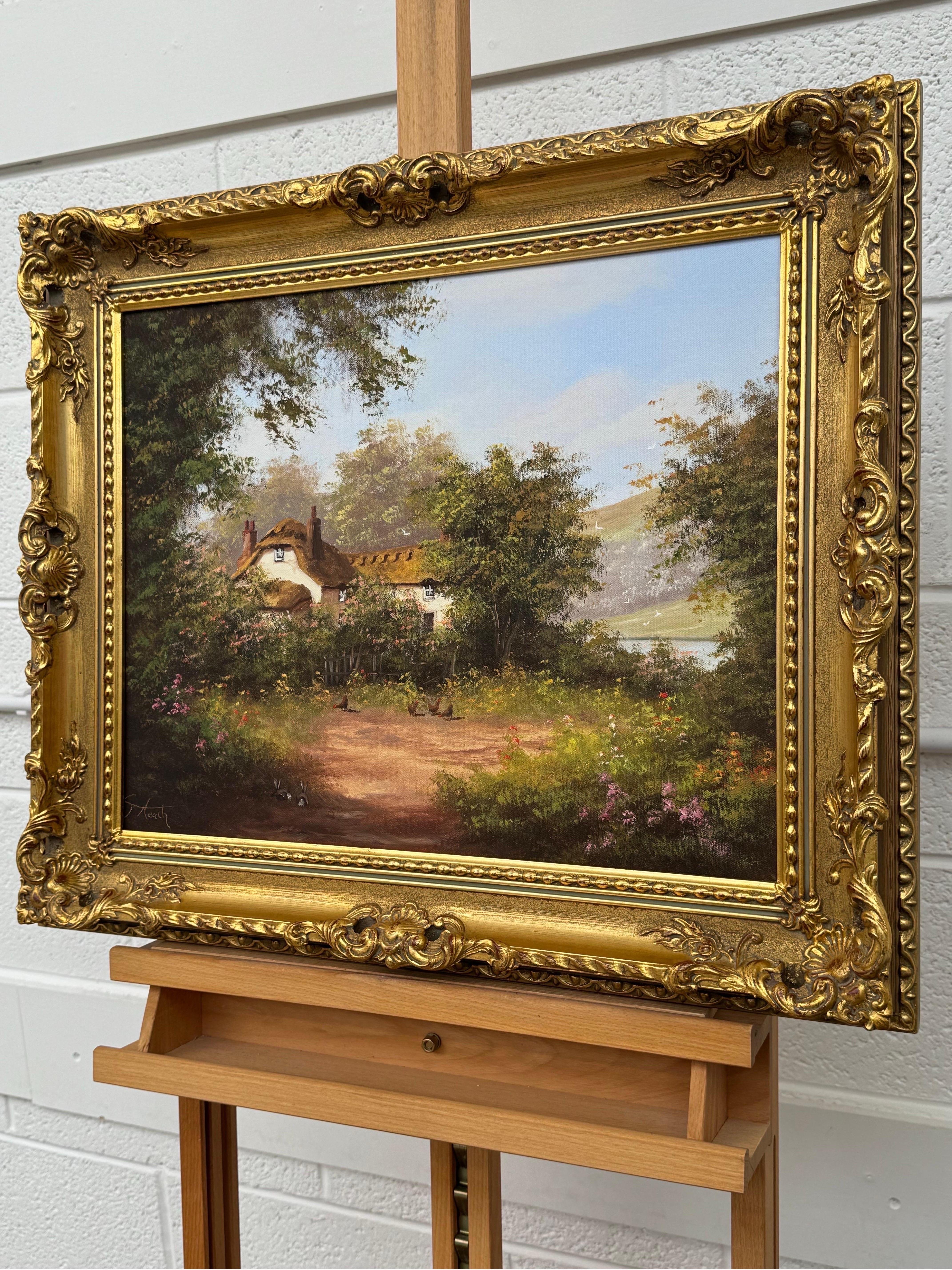 Cottage dans un jardin luxuriant avec des poules dans la campagne anglaise par English artist - Marron Landscape Painting par Terry Heath