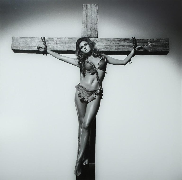 British Terry O' Neill Black and White Photograph of Raquel Welch on the Cross, 1966 For Sale