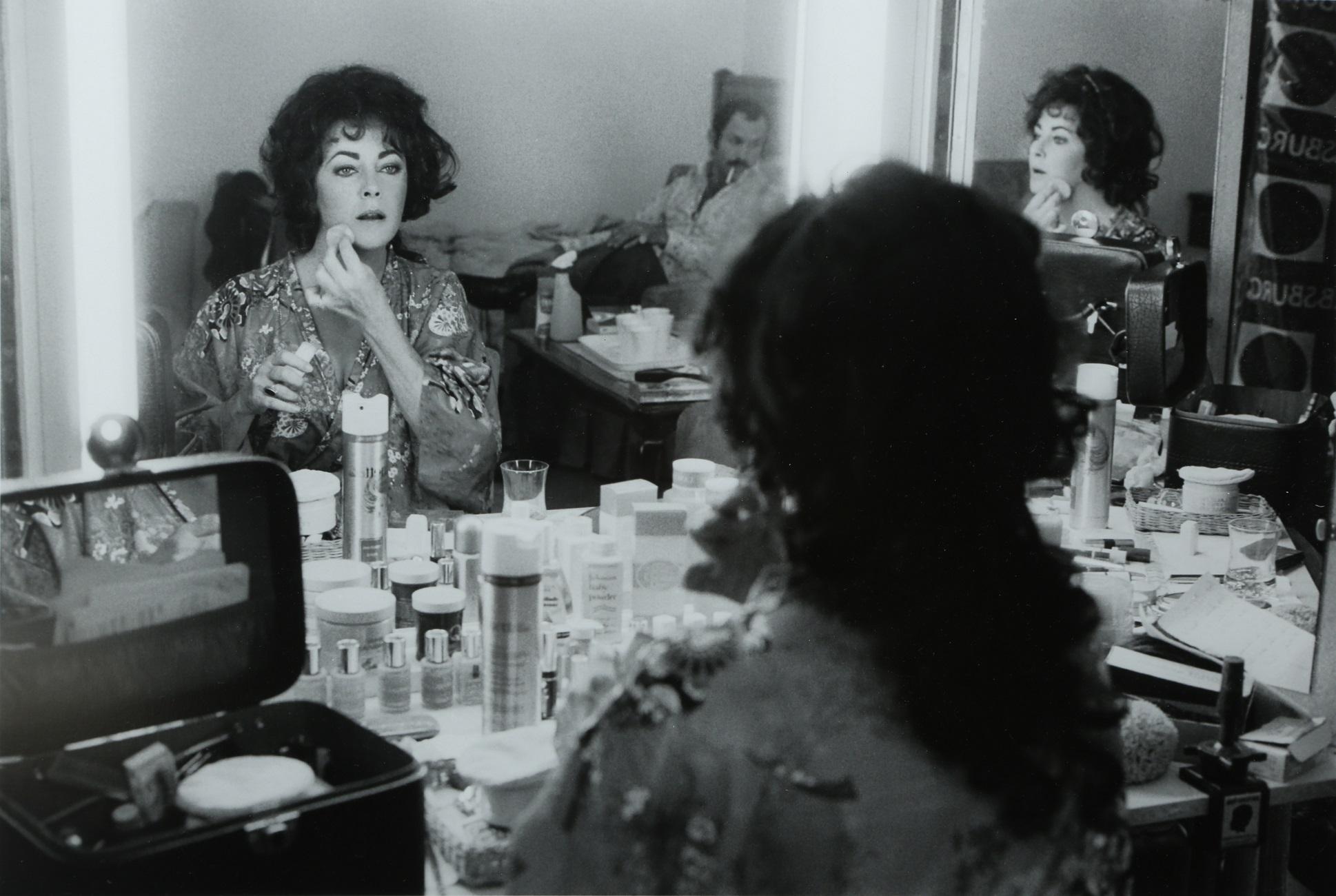 Late 20th Century Terry O' Neill Photograph of Elizabeth Taylor in Black and White, Edition 2/50