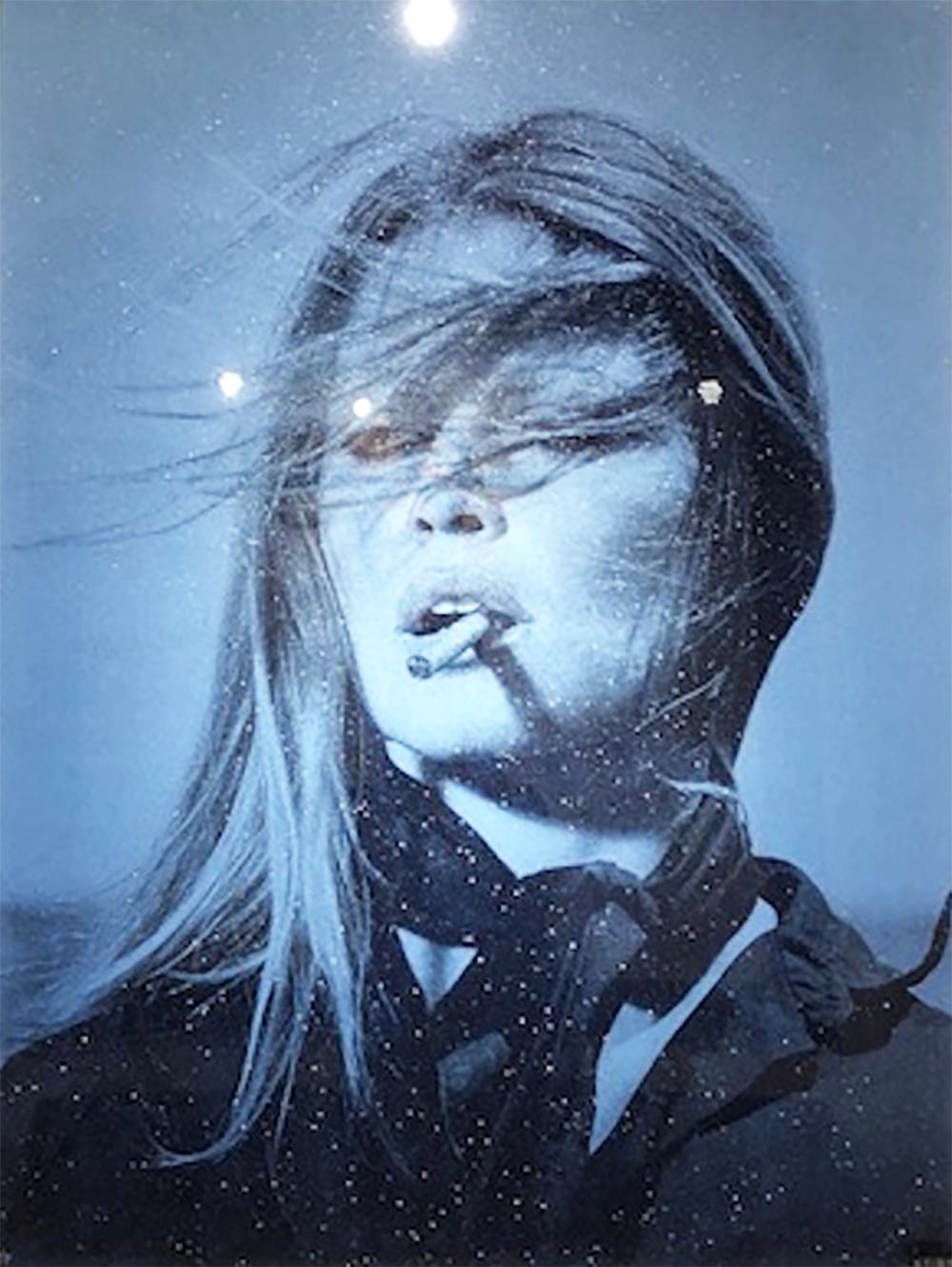 Bardot Bleu aus Bardot – Mixed Media Art von Terry O
Neill 
Keiko Noah