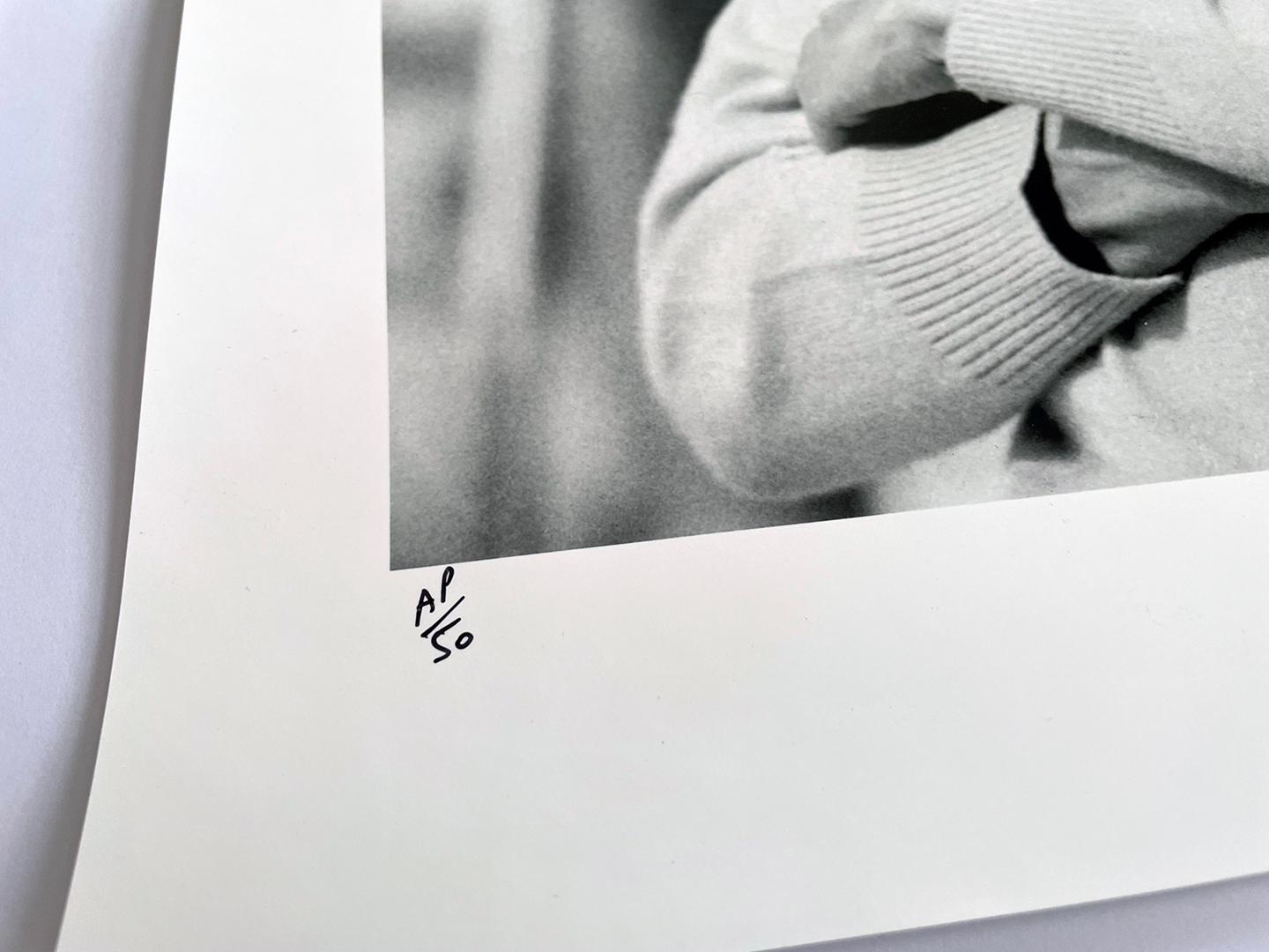 Audrey Hepburn b/w Fotografie LIFETIME Siebdruck Silbergelatine mit Siebdruck im Angebot 1
