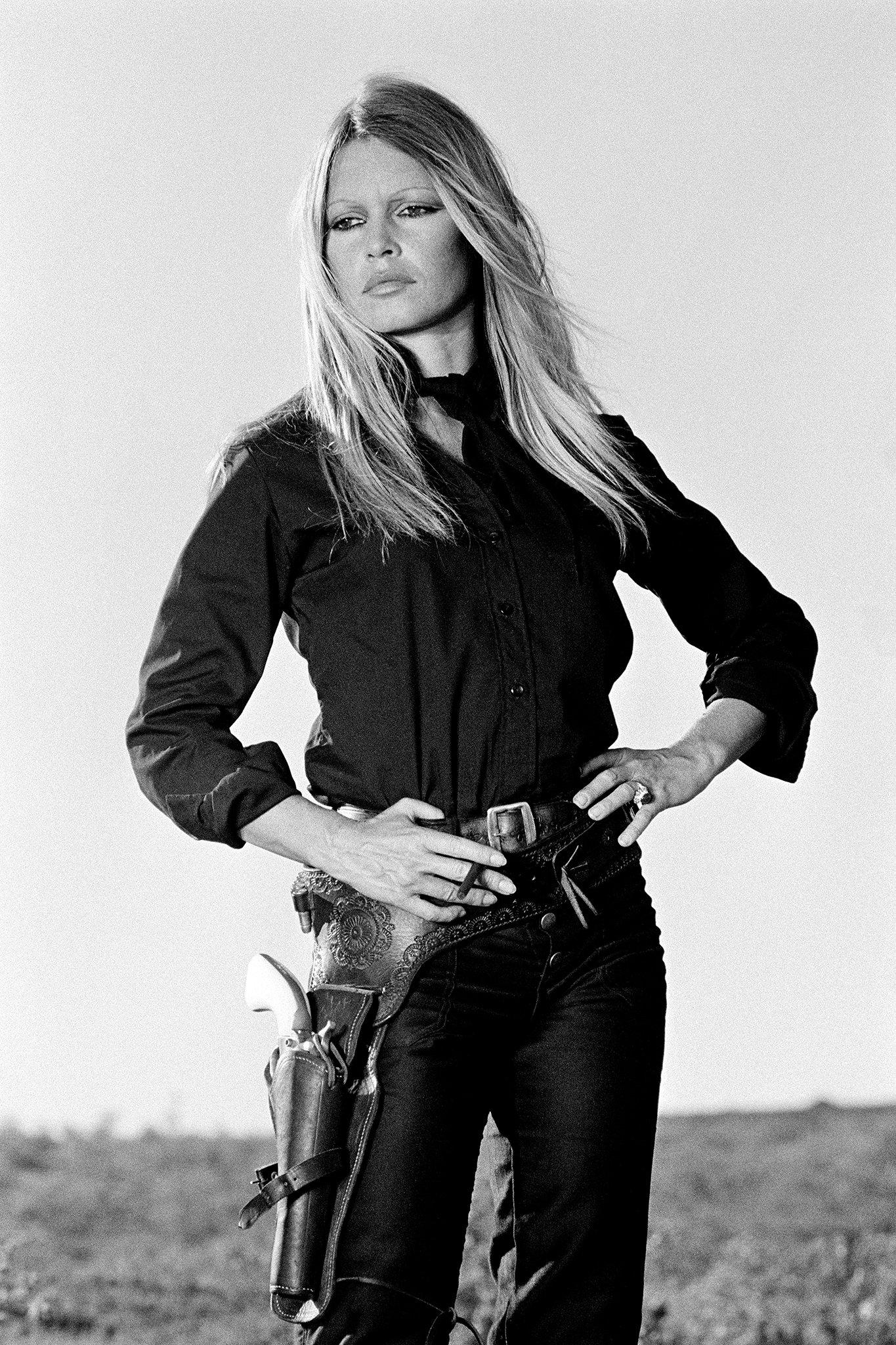 Terry O'Neill (Portrait Photography) - Brigitte Bardot, 1971 