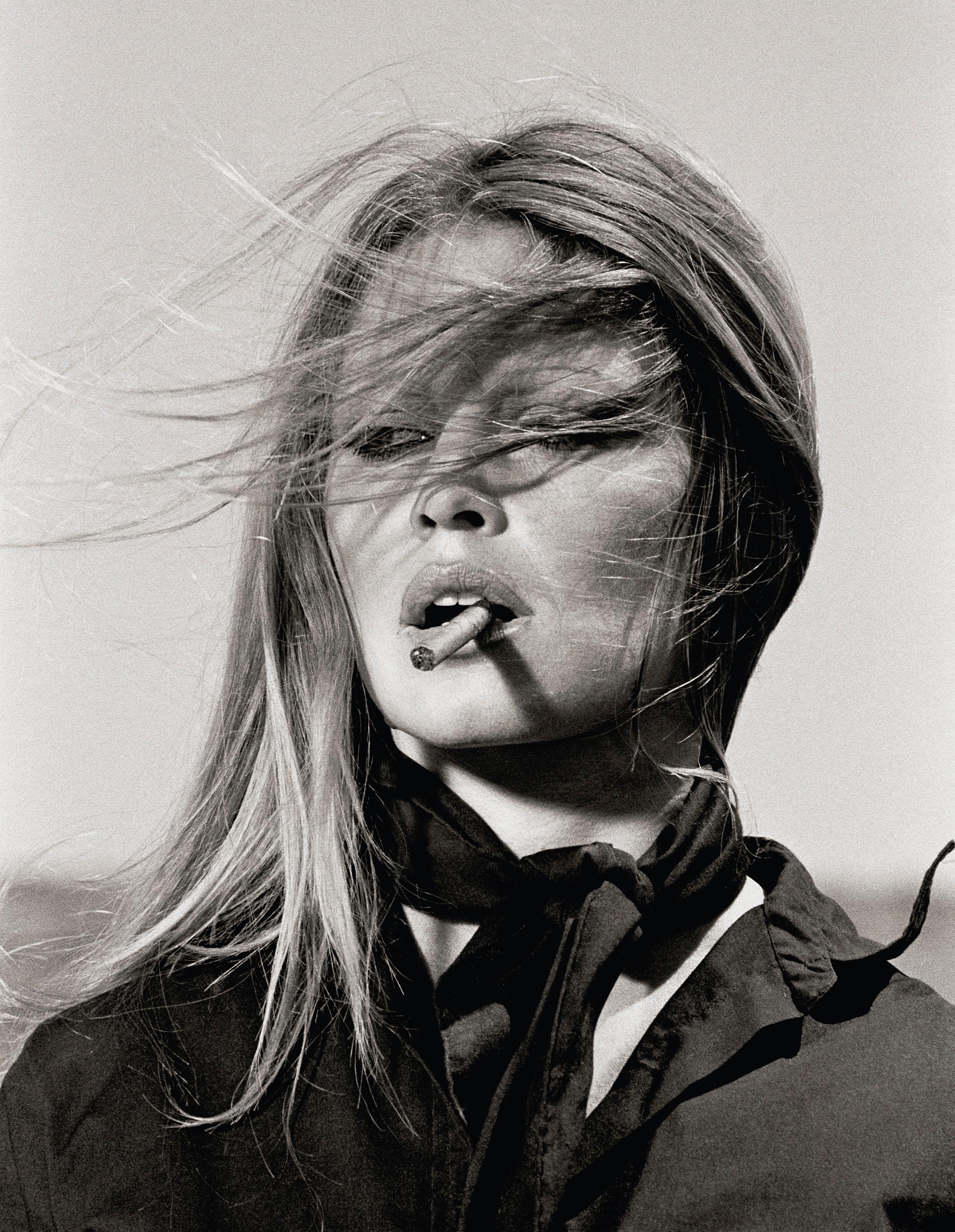 Terry O'Neill Black and White Photograph - Brigitte Bardot (Signed Platinum Print)