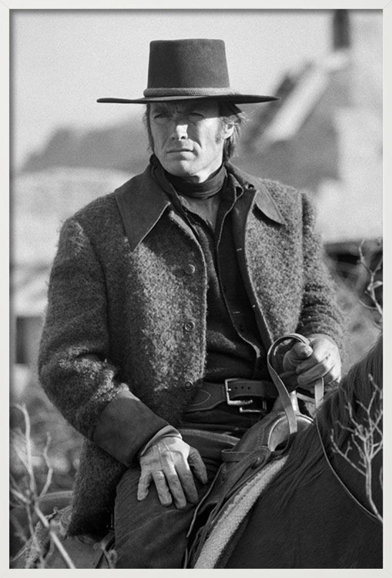 Clint Eastwood para la película Joe Kidd - a caballo, Fotografía artística, 1971 - Photograph de Terry O'Neill