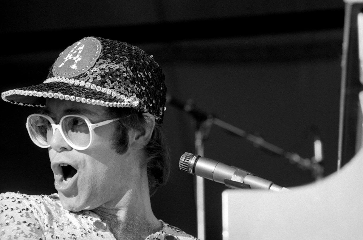 Terry O'Neill - Elton John Singing at Dodger Stadium For Sale at 1stDibs | elton  john dodgers outfit, terry o'neill singer