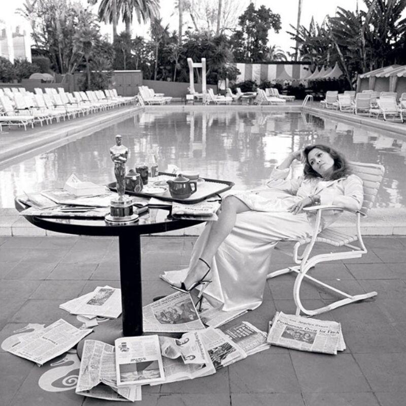 Terry O'Neill Black and White Photograph - Faye Dunaway at the Pool, Black and White (40" x 40")
