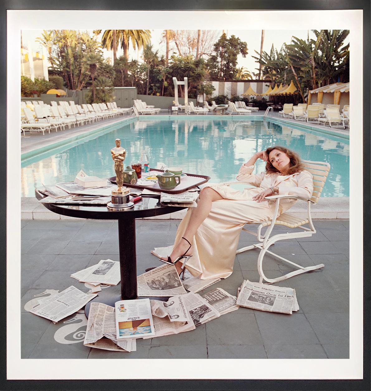 Edition 27 of 50
Digitally Printed Signature and Edition number on Front.
Posthumous Estate Print
A truly iconic image which would go down in history as Hollywood's most influential shot. Terry O'Neill - photographer / American actress Faye Dunaway