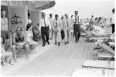 Frank Sinatra Boardwalk, Candid