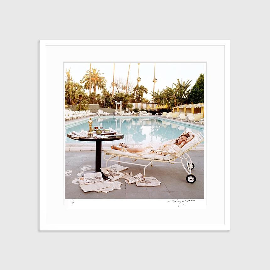 Oscar Ennui - Faye Dunaway Reclining - Framed Hand Signed Limited Edition Print  - Photograph by Terry O'Neill