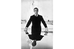 Sean Connery as James Bond in "Diamonds are Forever" by Terry O'Neill - 29/50