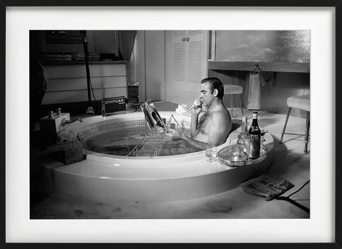 Sean Connery taking a bath, Diamonds are forever, Fine Art Photography, 1971 For Sale 2