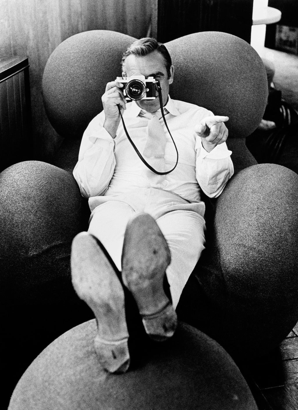 Sean Connery, Las Vegas
1971 (printed later)
silver gelatin print
108 x 72 inches
edition of 25
signed and numbered

Scottish actor Sean Connery peers through a camera on the set of the James Bond film 'Diamonds Are Forever', Las Vegas 1971.

Terry