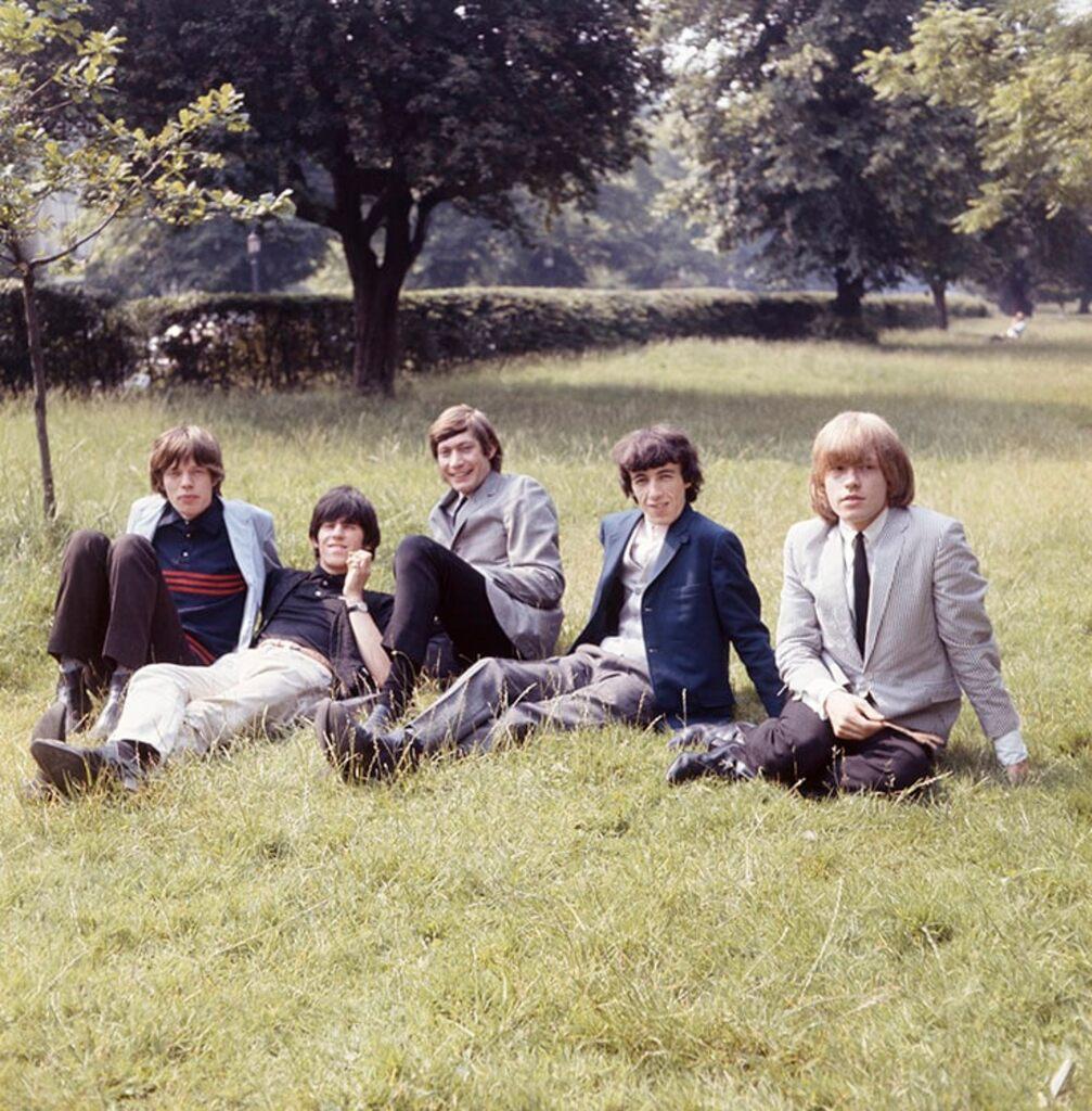 Terry O'Neill Color Photograph – The Rolling Stones im Regent's Park