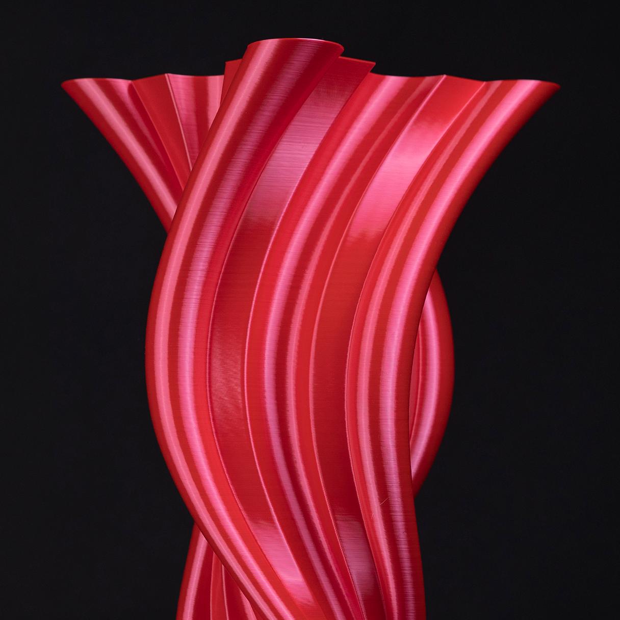 Resin Tersicore, Red Contemporary Sustainable Vase-Sculpture