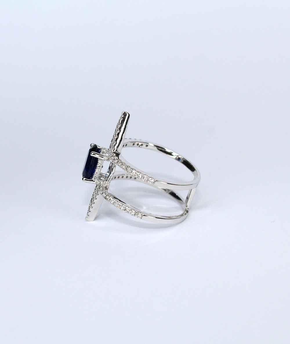 Contemporary Tess Van Ghert Stackable Oval Sapphire and Diamond Cocktail Ring For Sale