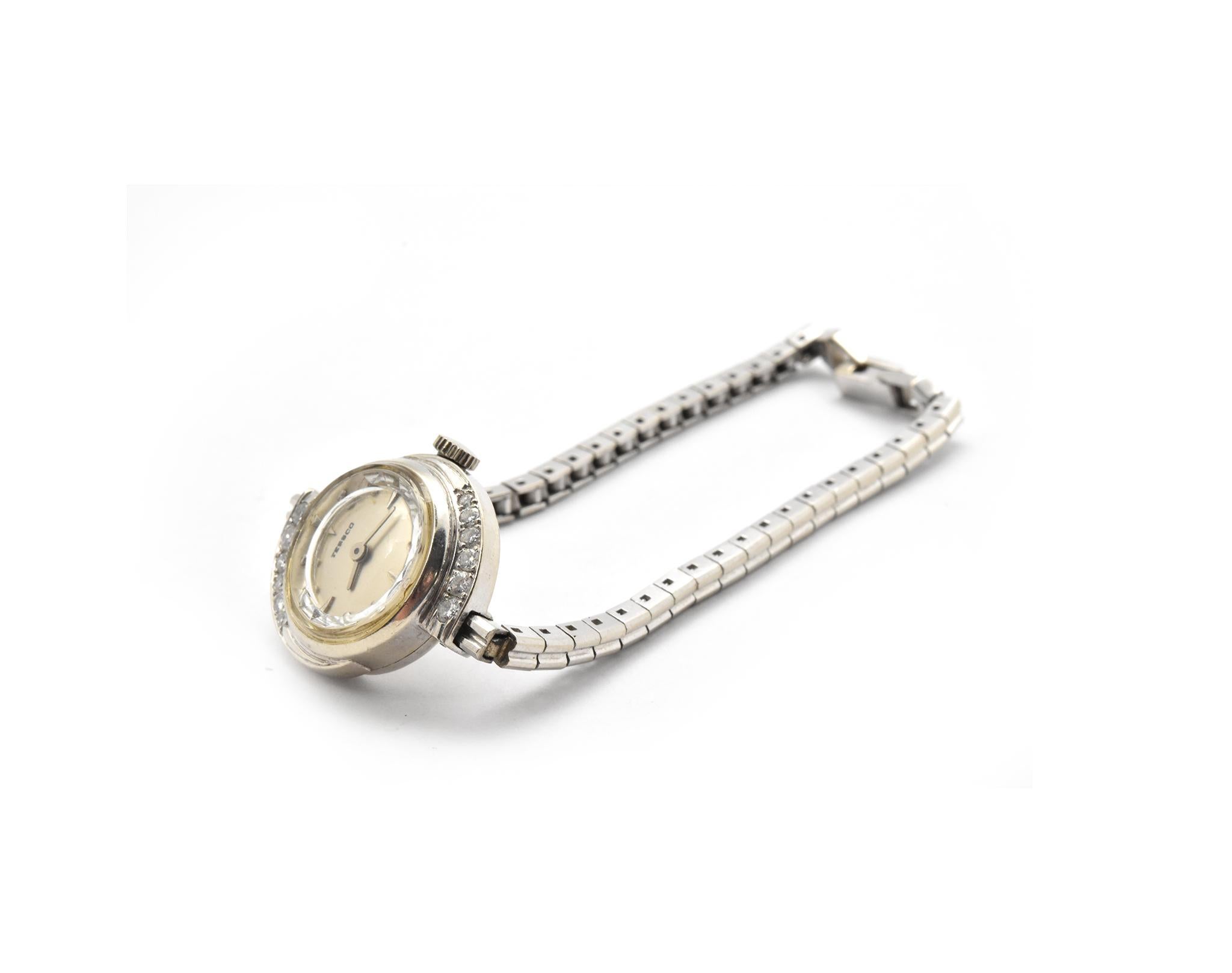 Tessco Montre-bracelet à remontage manuel pour femme en or blanc et diamants Pour femmes en vente
