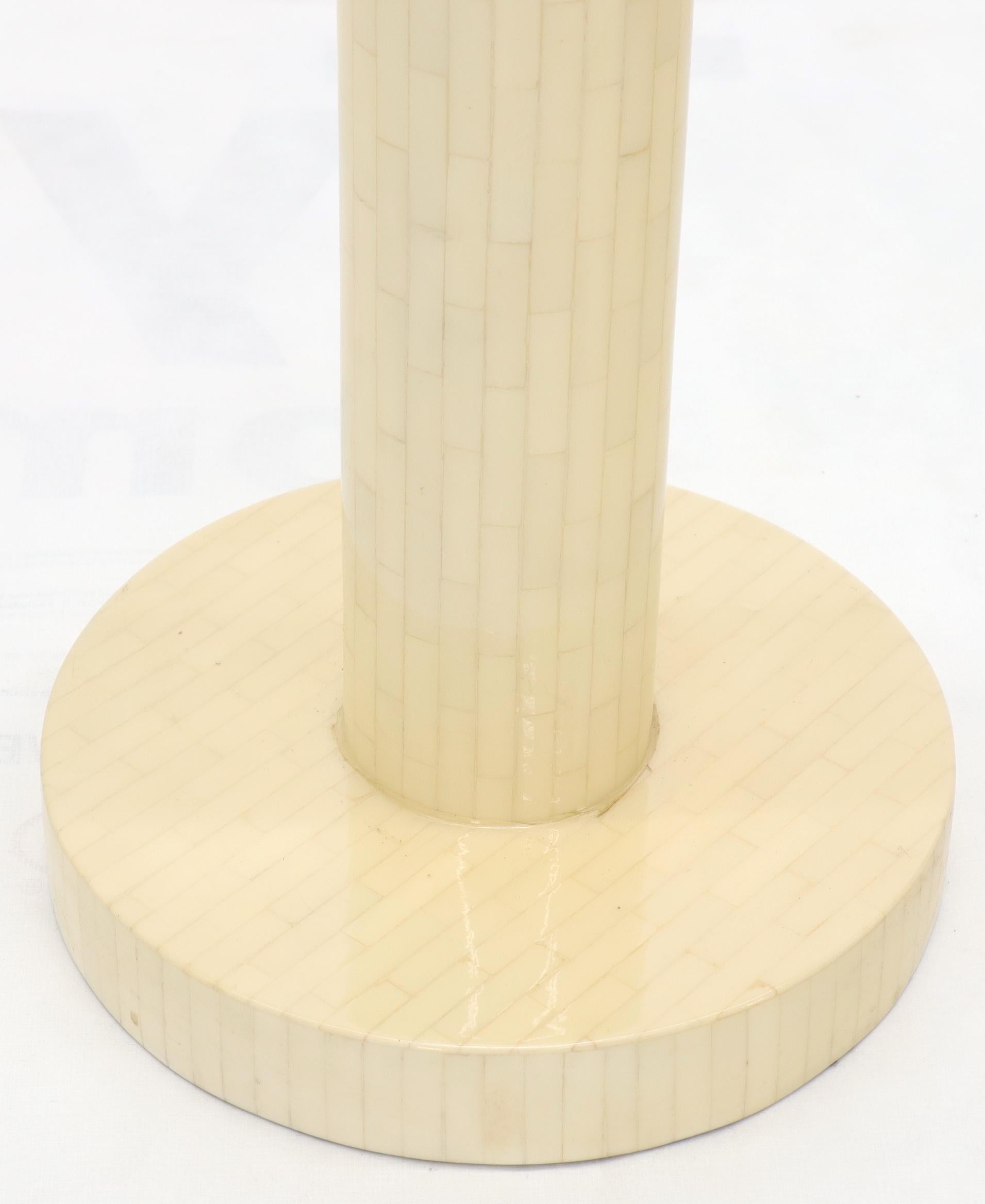 Tesselated Bone Cylinder Shape Floor Lamp In Excellent Condition For Sale In Rockaway, NJ