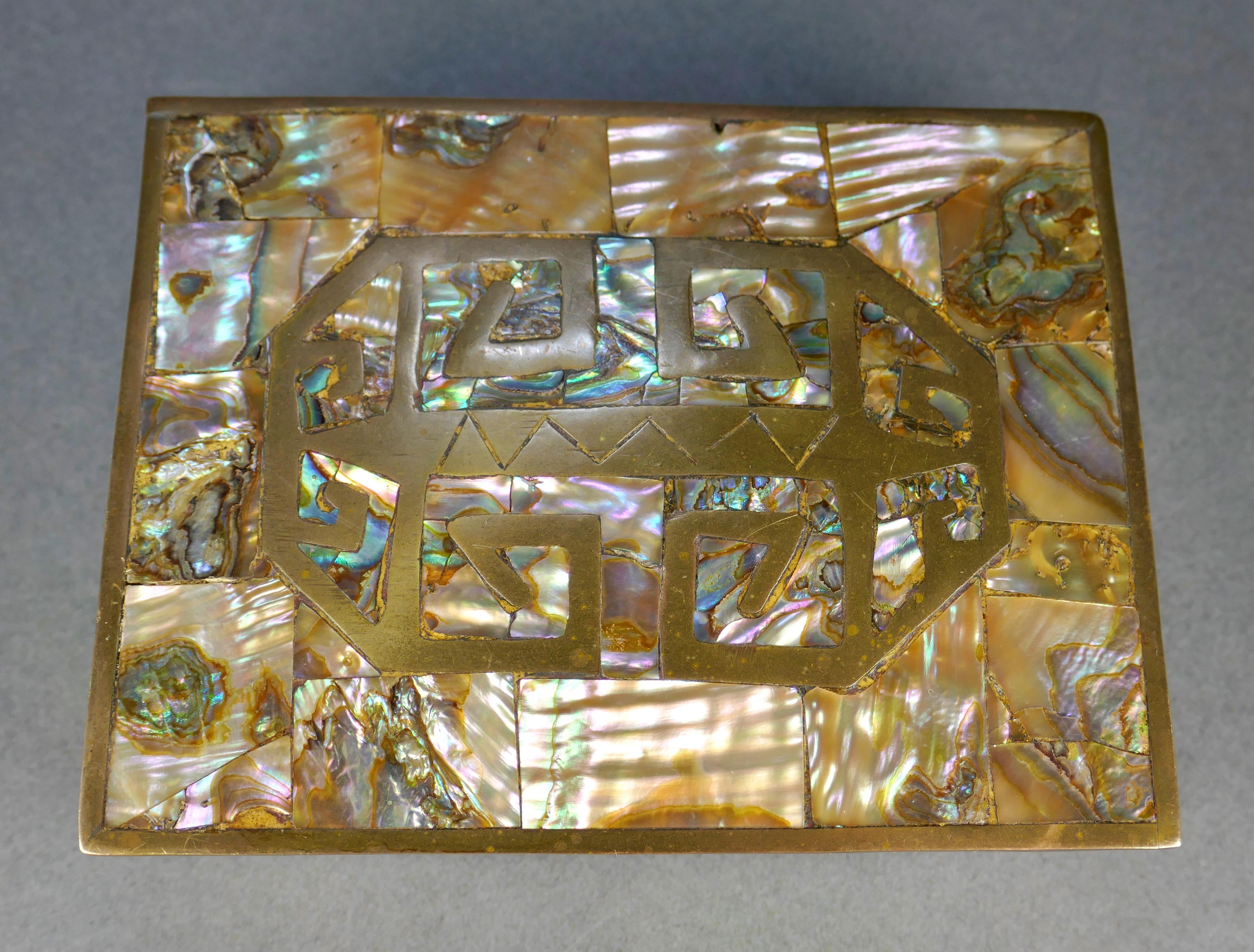 Mexican Tessellated Abalone Shell Brass Inlaid Cigarette Tobacco Trinket Box Mexico For Sale