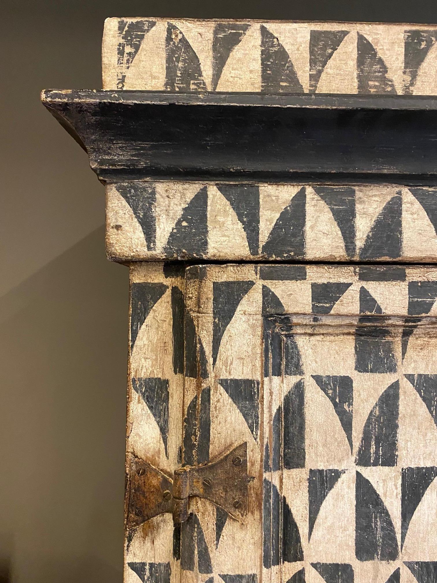 Tessellated Black and White Cabinet, Italy, 19th Century In Good Condition In Austin, TX