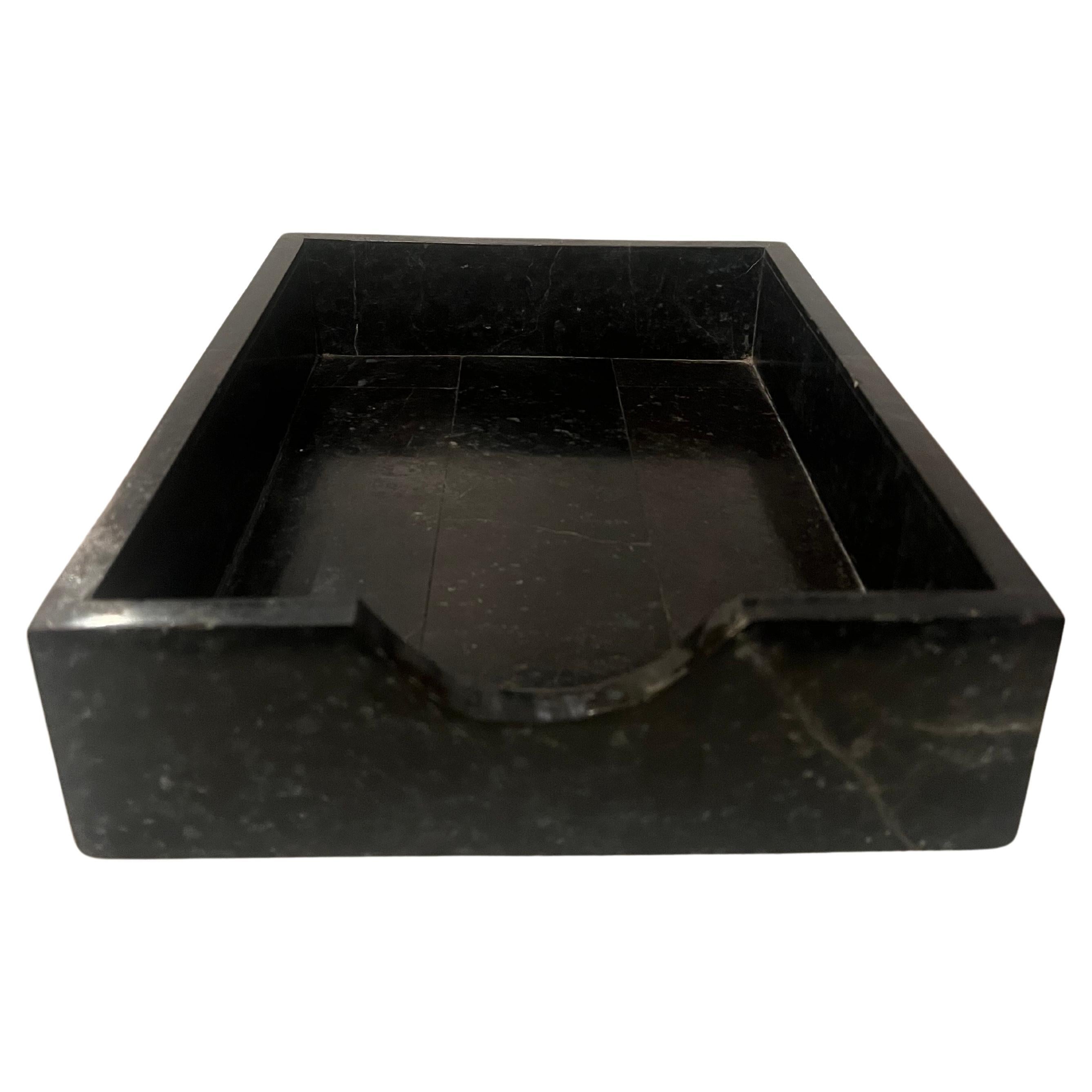 elegante schöne schwarze Mosaik Marmor von Renoir Designs , fangen sie alle , Schreibtisch Tablett , circa 1970's elegant und vielseitig , 