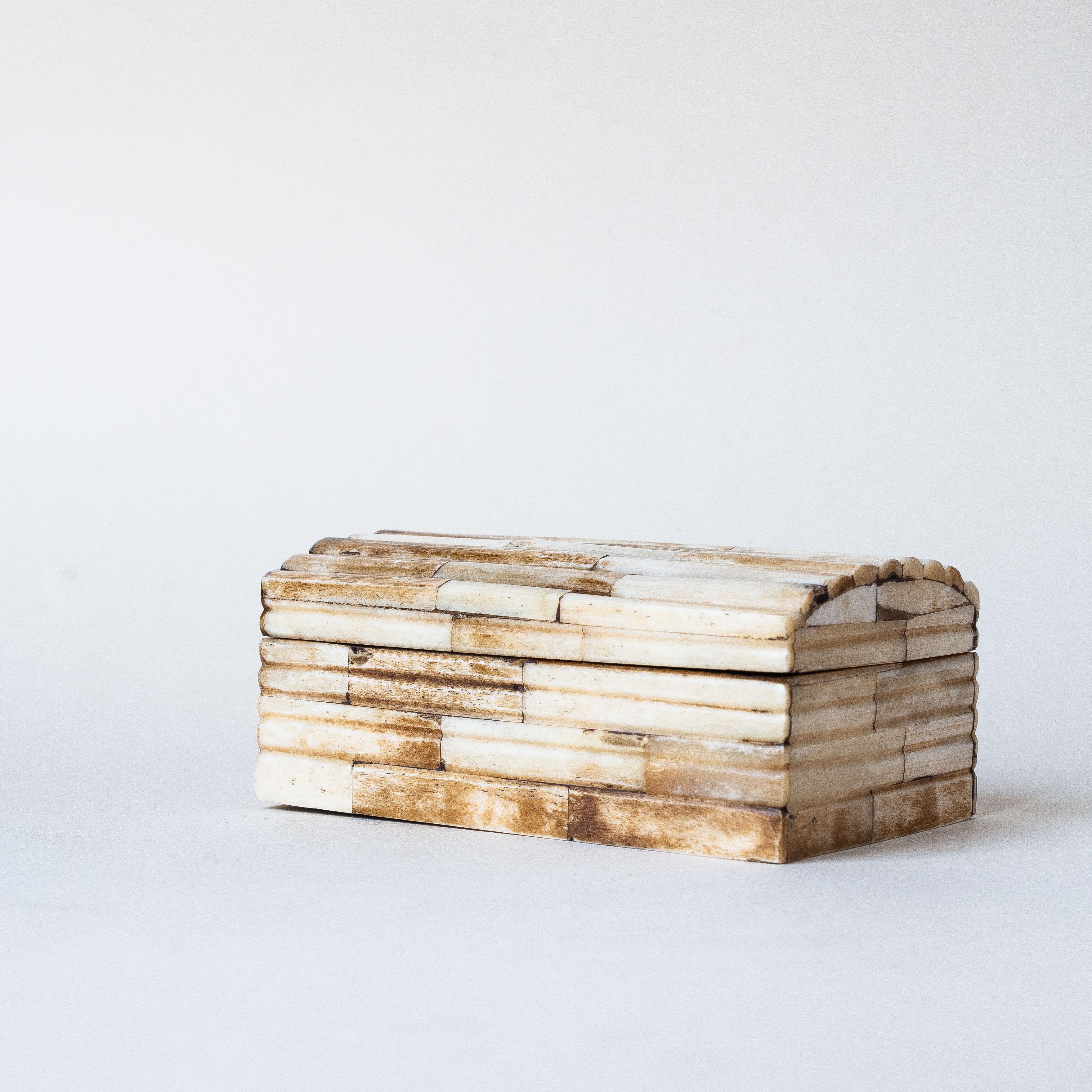 Mid-Century Modern Tessellated Bone and Wood Box 1970s