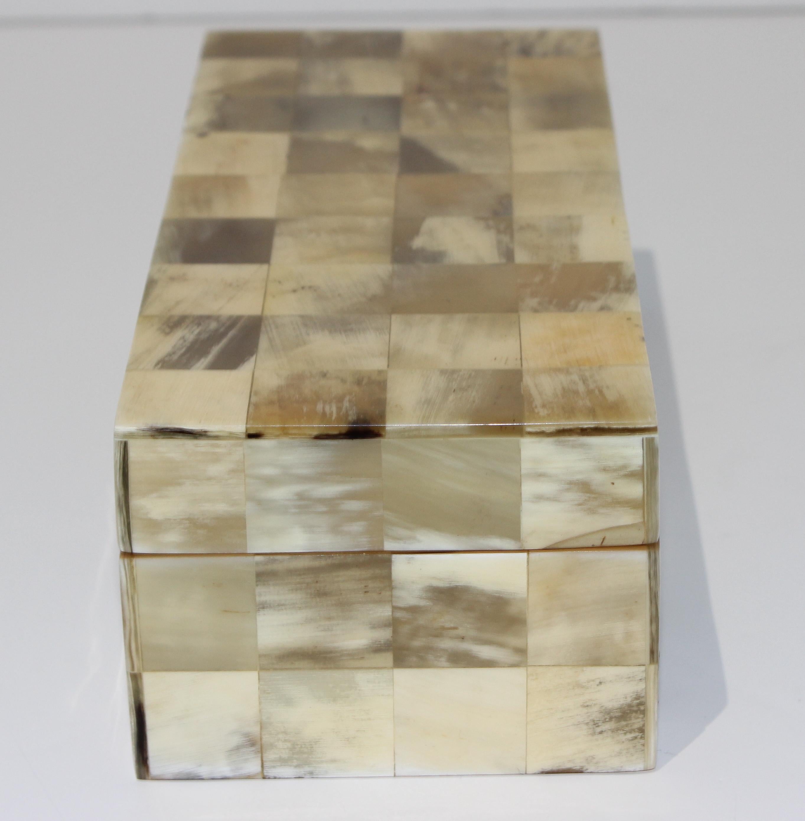 Tessellated Bone Box Style of Enrique Garcel In Good Condition For Sale In West Palm Beach, FL