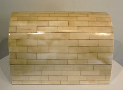 Caja grande de hueso teselado de Robert Marcius