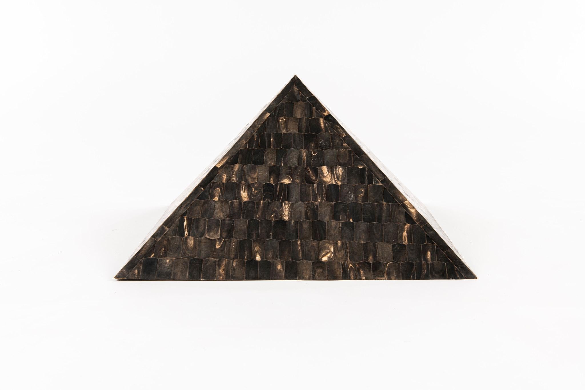 A vintage tessellated dark horn pyramid. This piece exudes extraordinary craftsmanship shown in every detail of each modified hexagon placed. Coloring is Jacobean, espresso and almost black with bit of mottled faint beige. Great addition to any