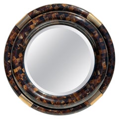 Miroir en corne tessellée à bout arrondi
