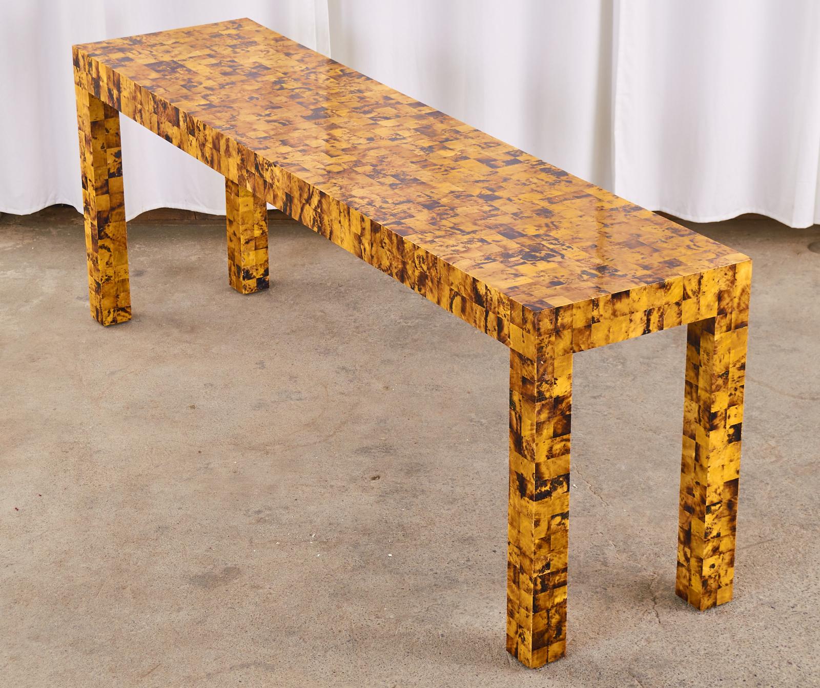 Tessellated Horn Veneer Parsons Console Table by Garrison Rousseau In Good Condition In Rio Vista, CA