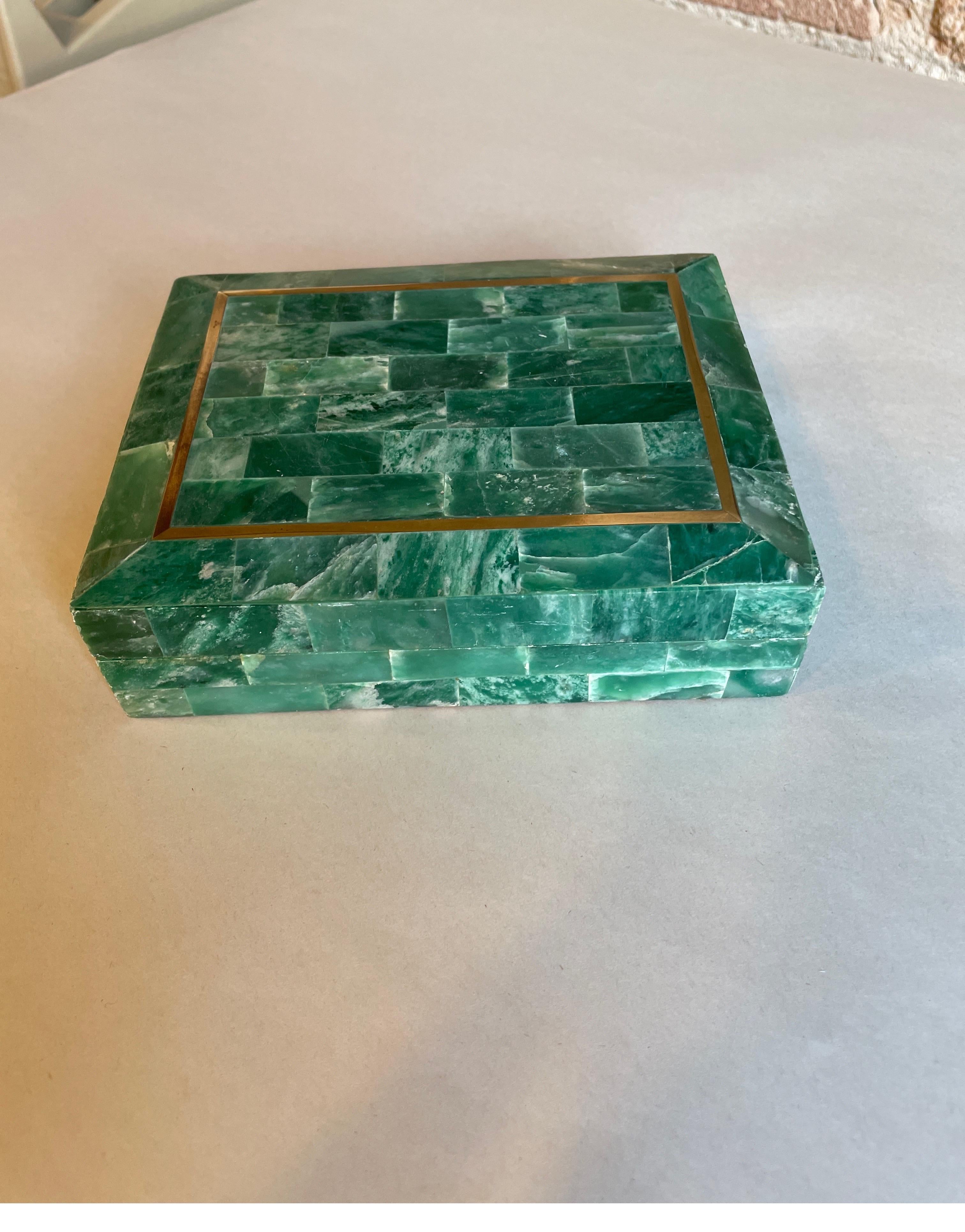 Tessellated malachite box For Sale 1