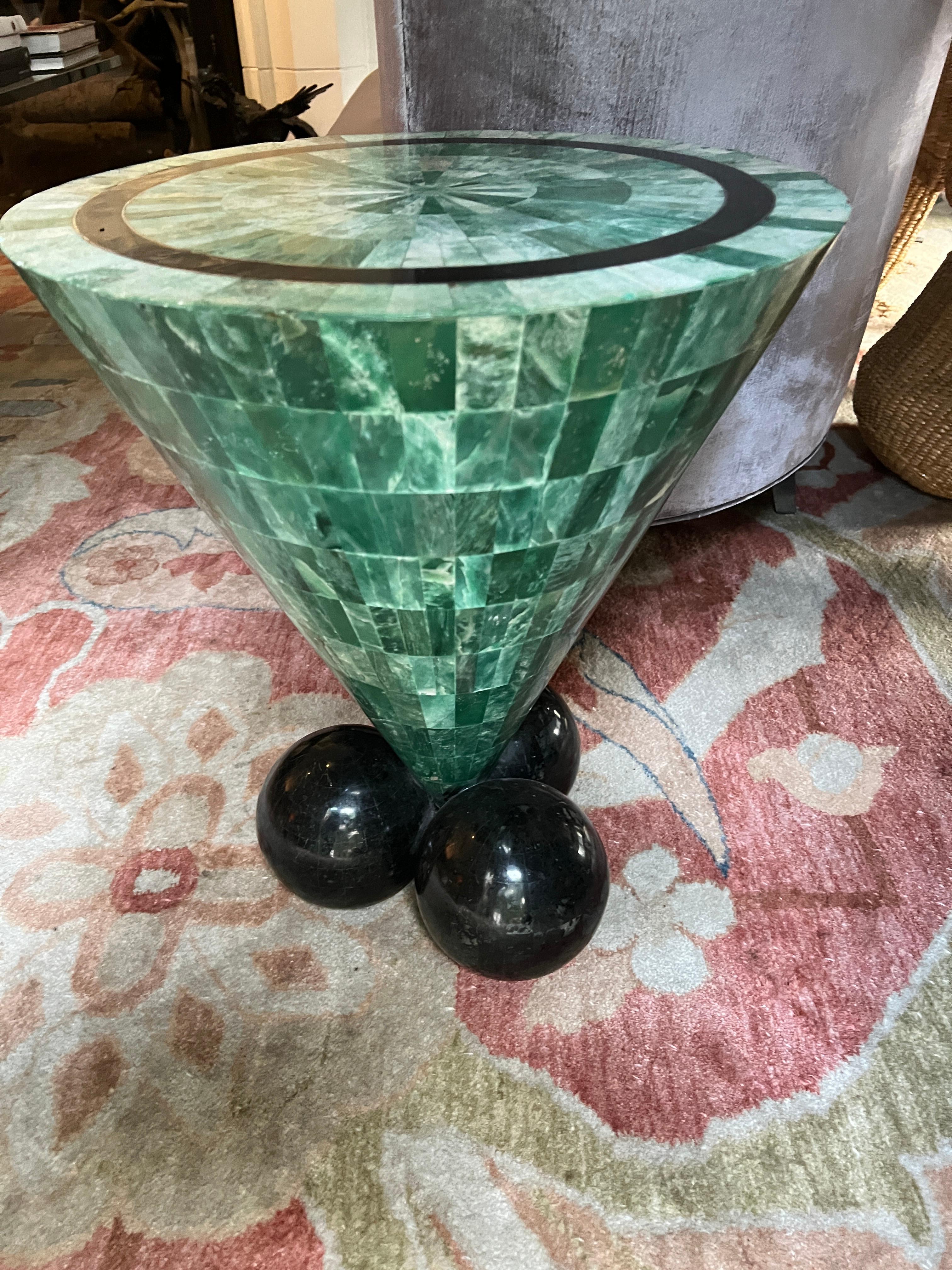 Tessellated Malachite Cone Shape Table with Black Marble Tessellated Sphere Legs For Sale 5