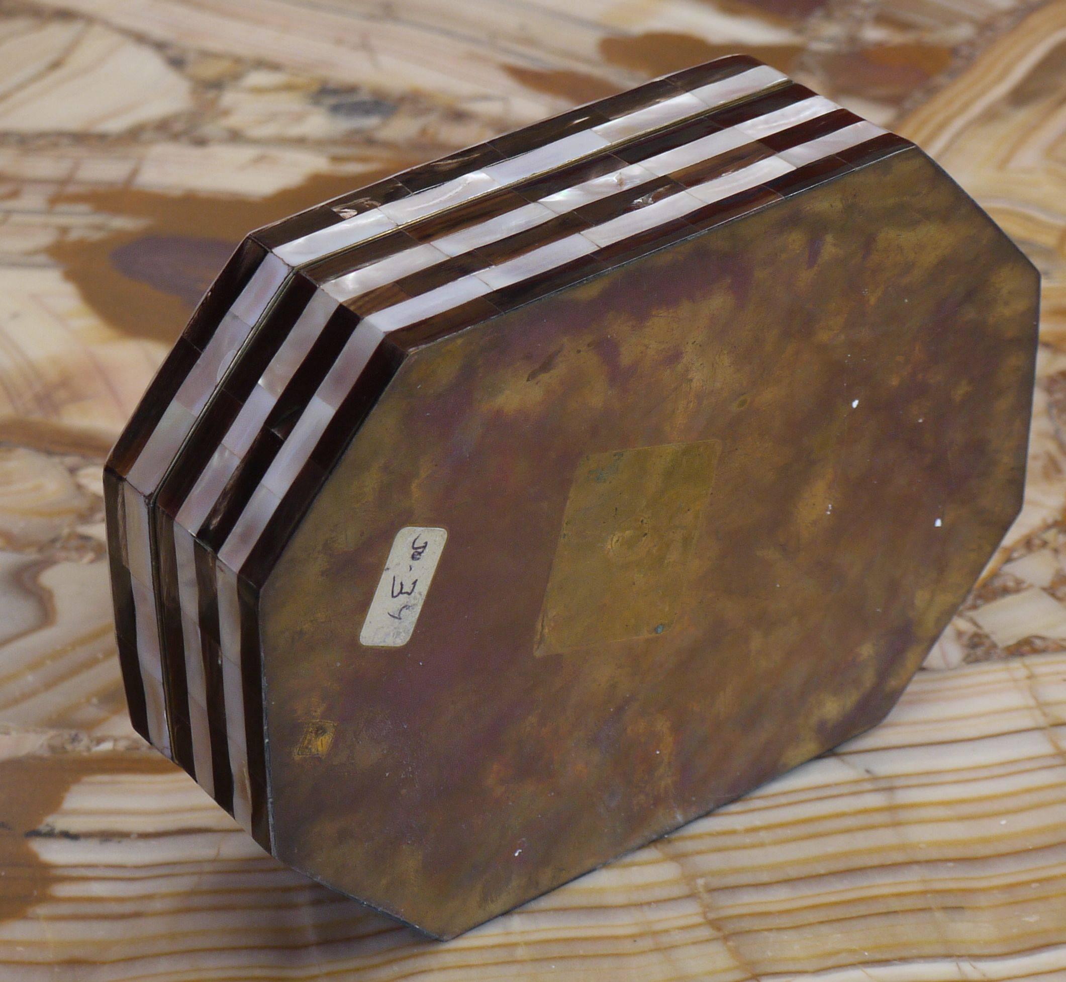 Tessellated Mother-of-Pearl and Horn Box with Brass Interior In Excellent Condition In Kilmarnock, VA