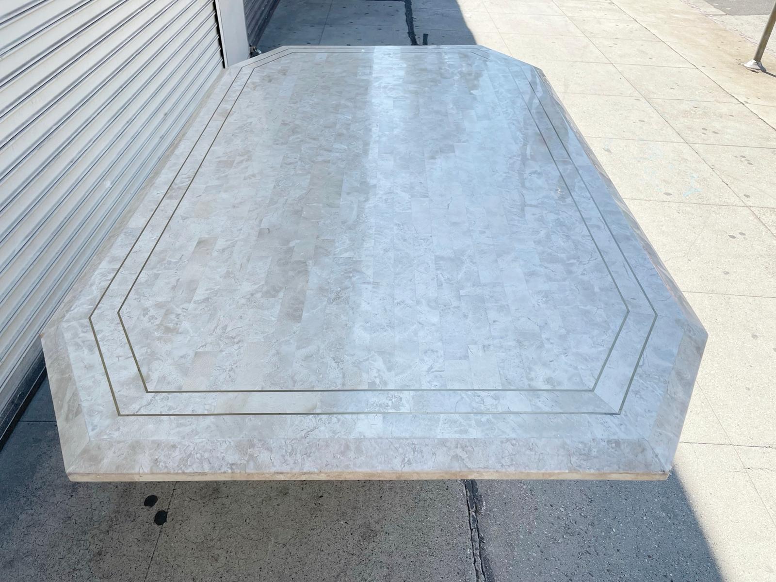 Tessellated Stone & Brass Dining Table by Maitland Smith In Good Condition For Sale In Los Angeles, CA