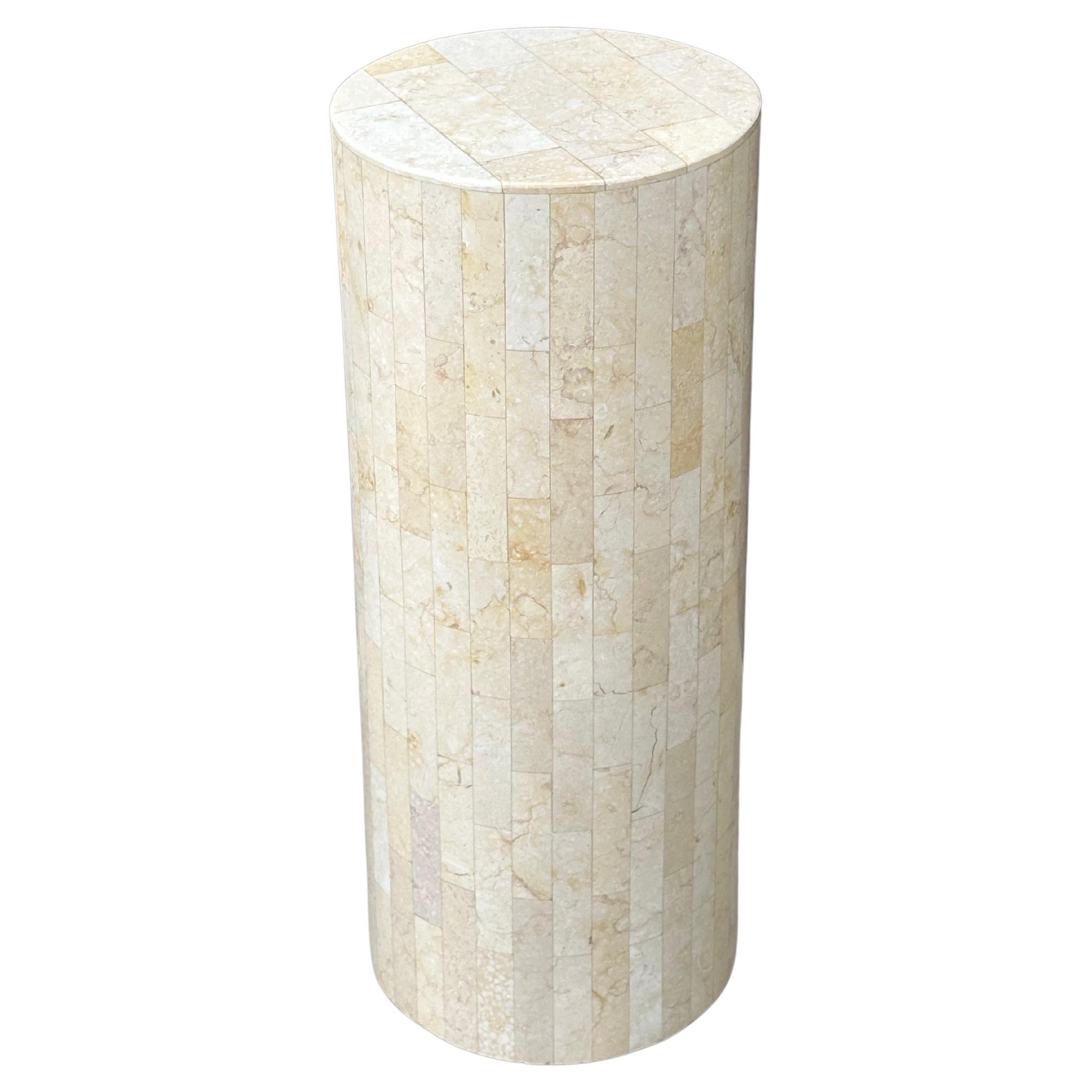 Tessellated Stone Drum Side Table in the Style of Marquis of Beverly Hills siglo XX en venta