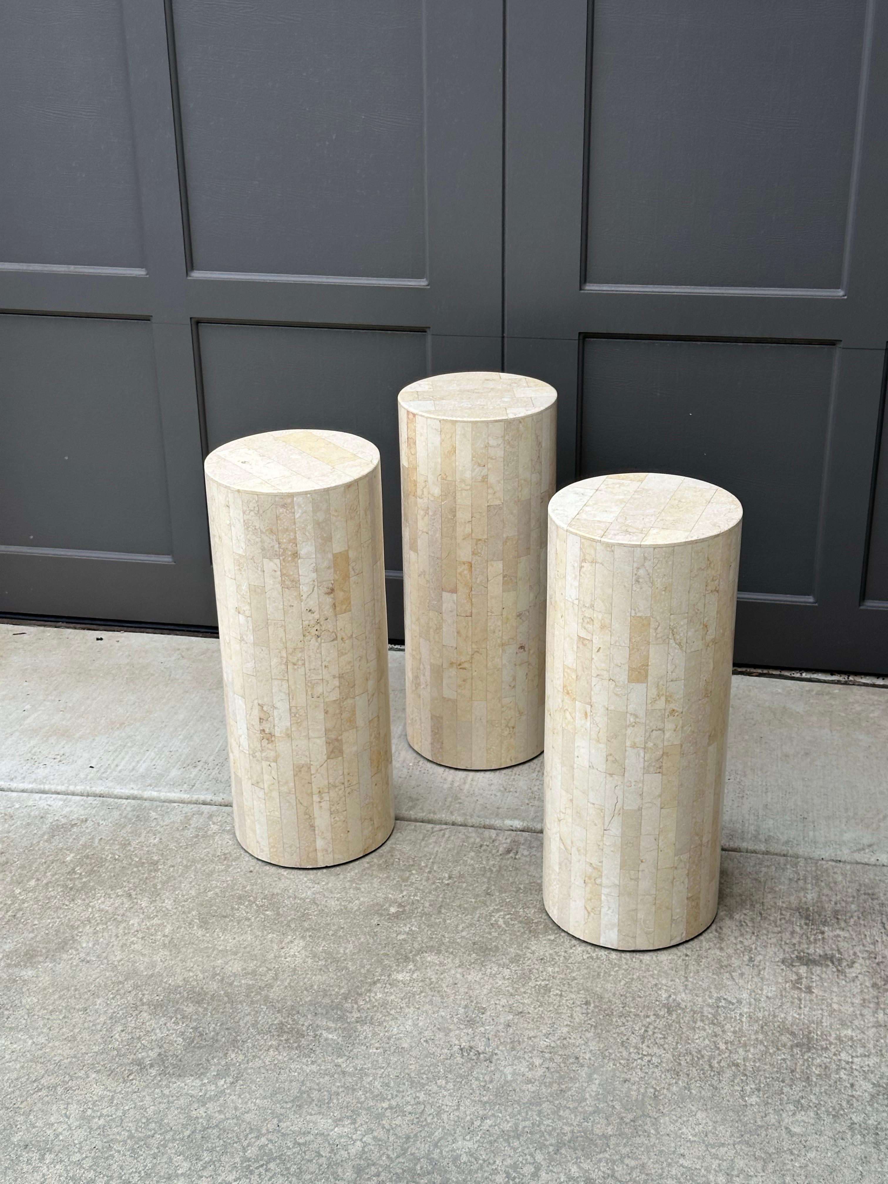 Tessellated Stone Drum Side Table in the Style of Marquis of Beverly Hills en venta 1