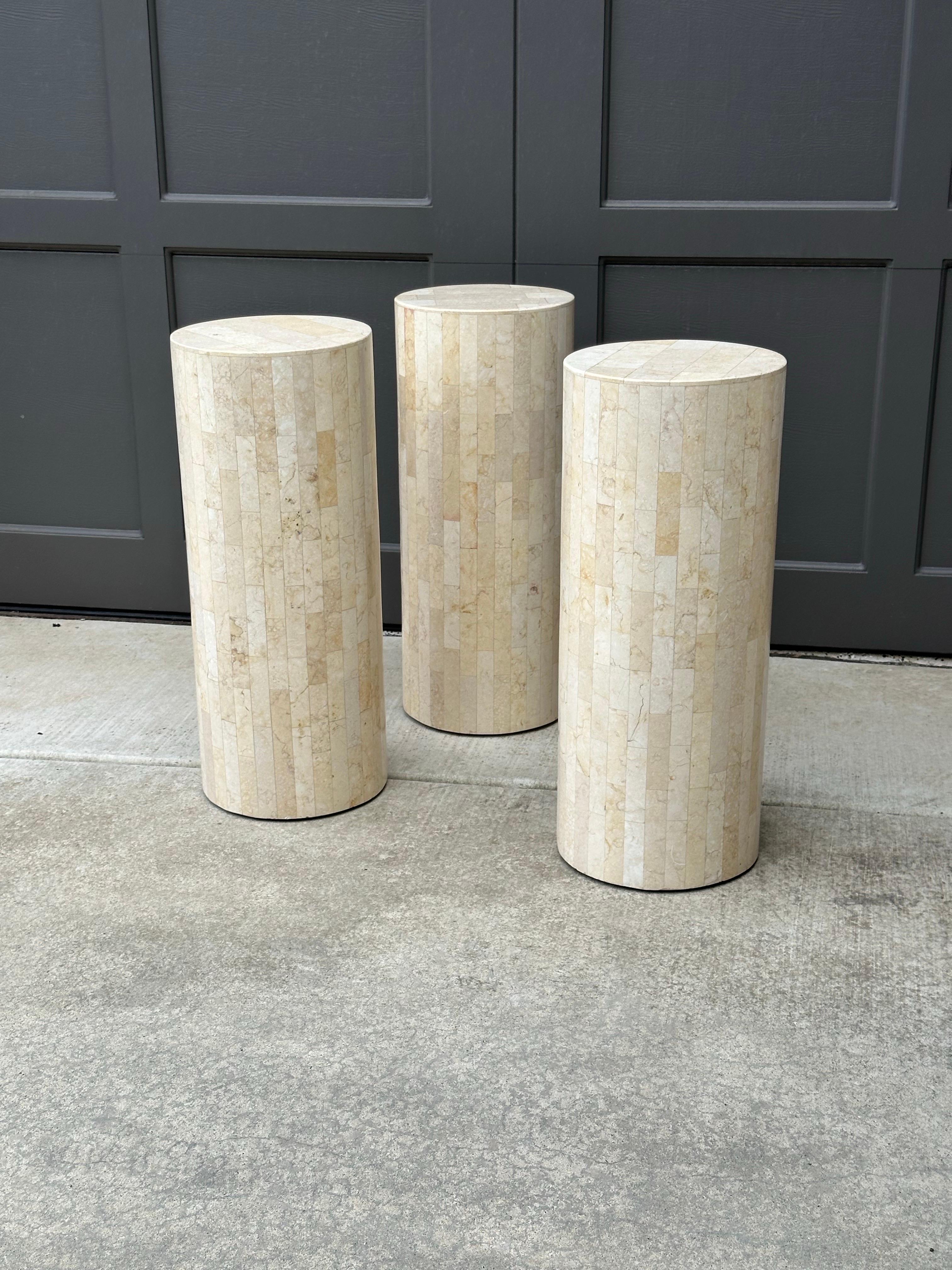 Tessellated Stone Drum Side Table in the Style of Marquis of Beverly Hills en venta 2