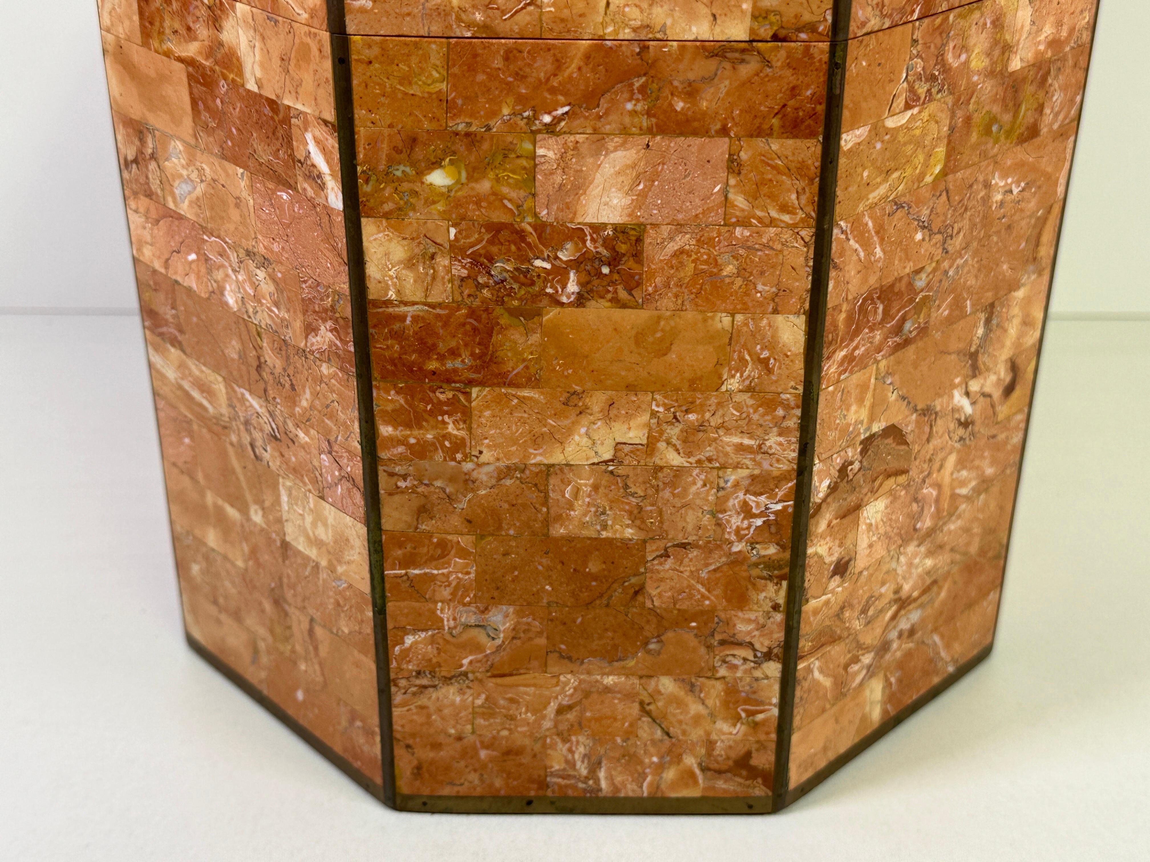 Schmuckkästchen mit Mosaiksteinen (Philippinisch) im Angebot