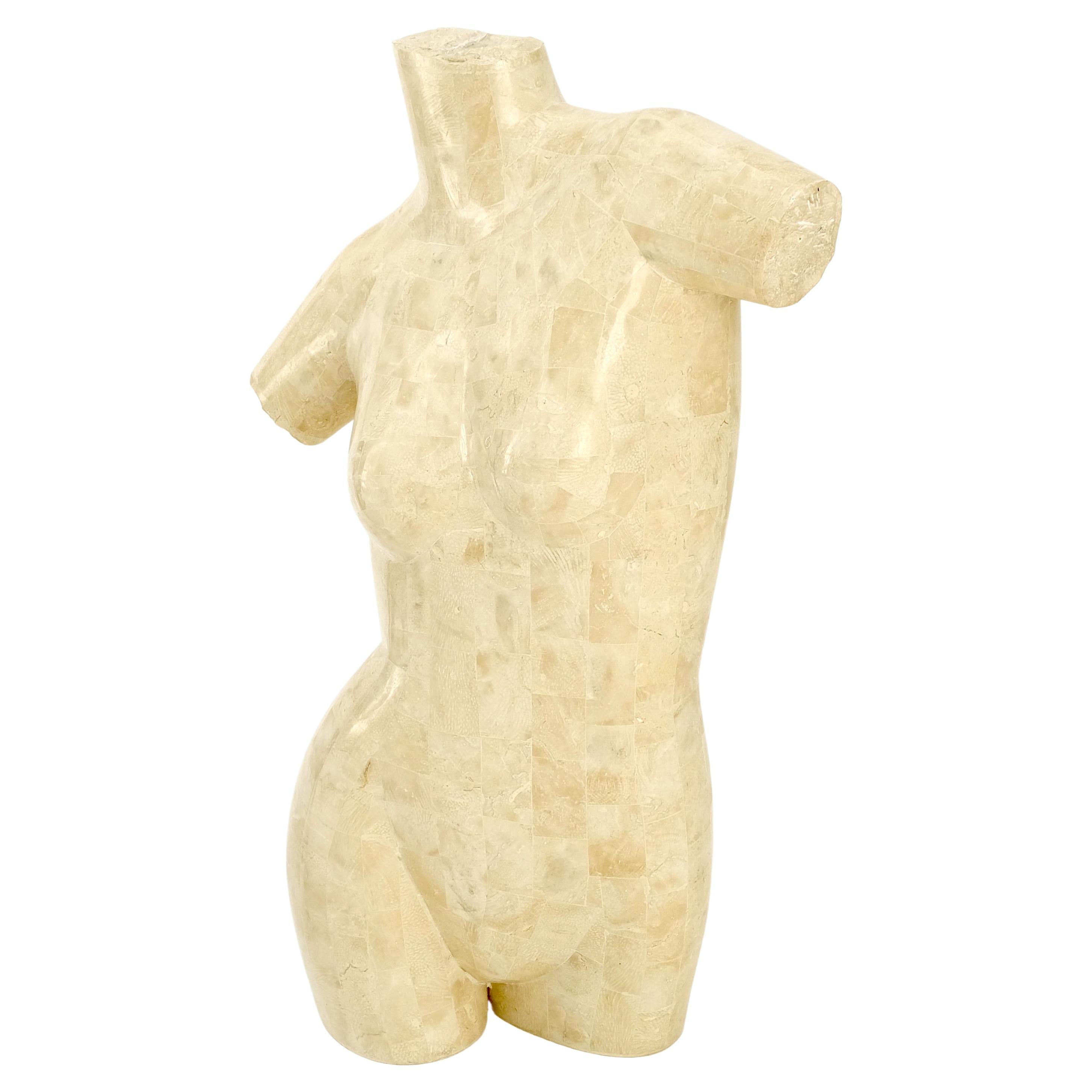 Sculpture en marbre et travertin tessellé d'un torse de femme nue menthe !