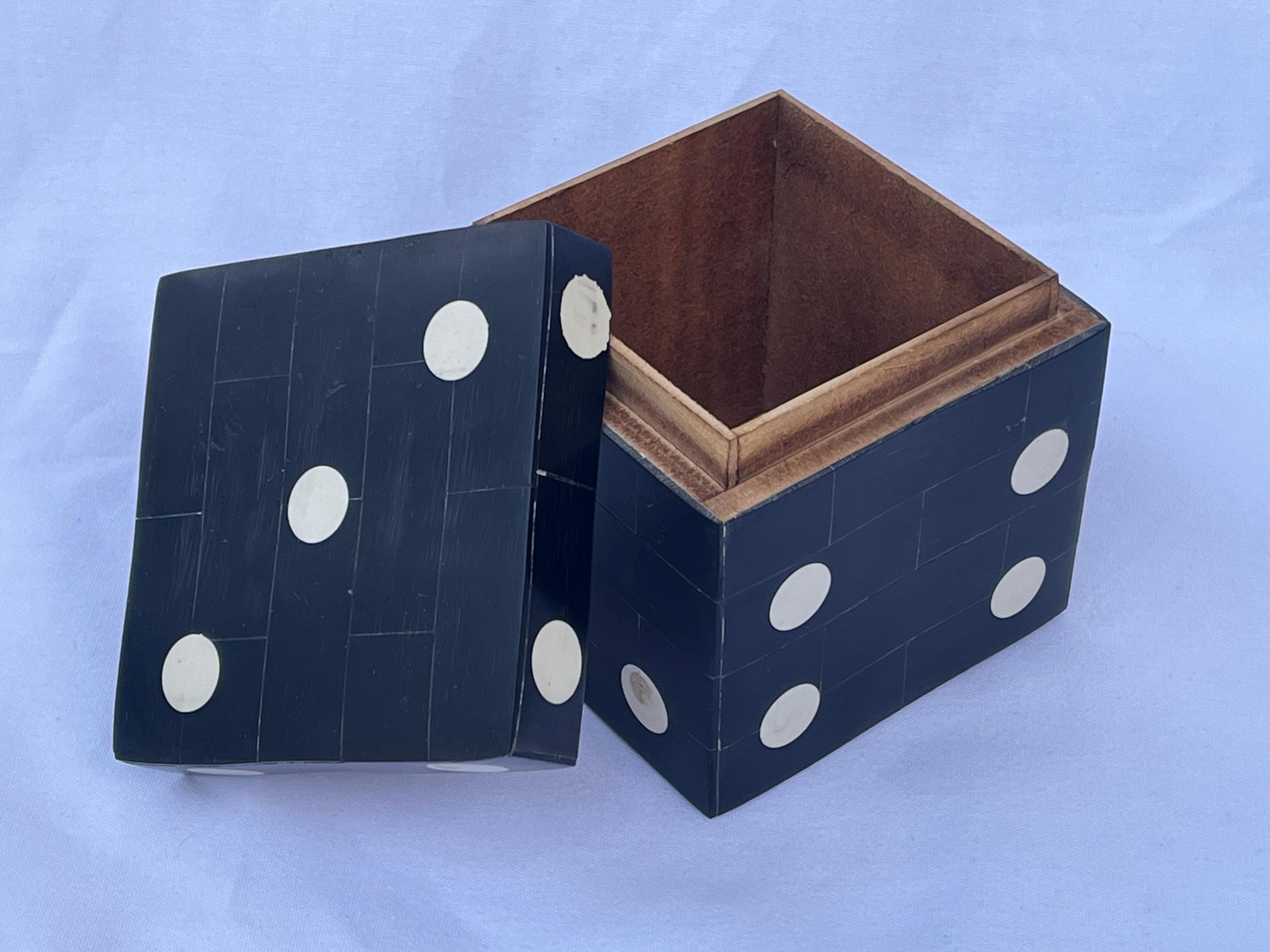 Tessellated Vintage Dice or Die Lidded Cube Box Paperweight Desk Accessory  For Sale 3