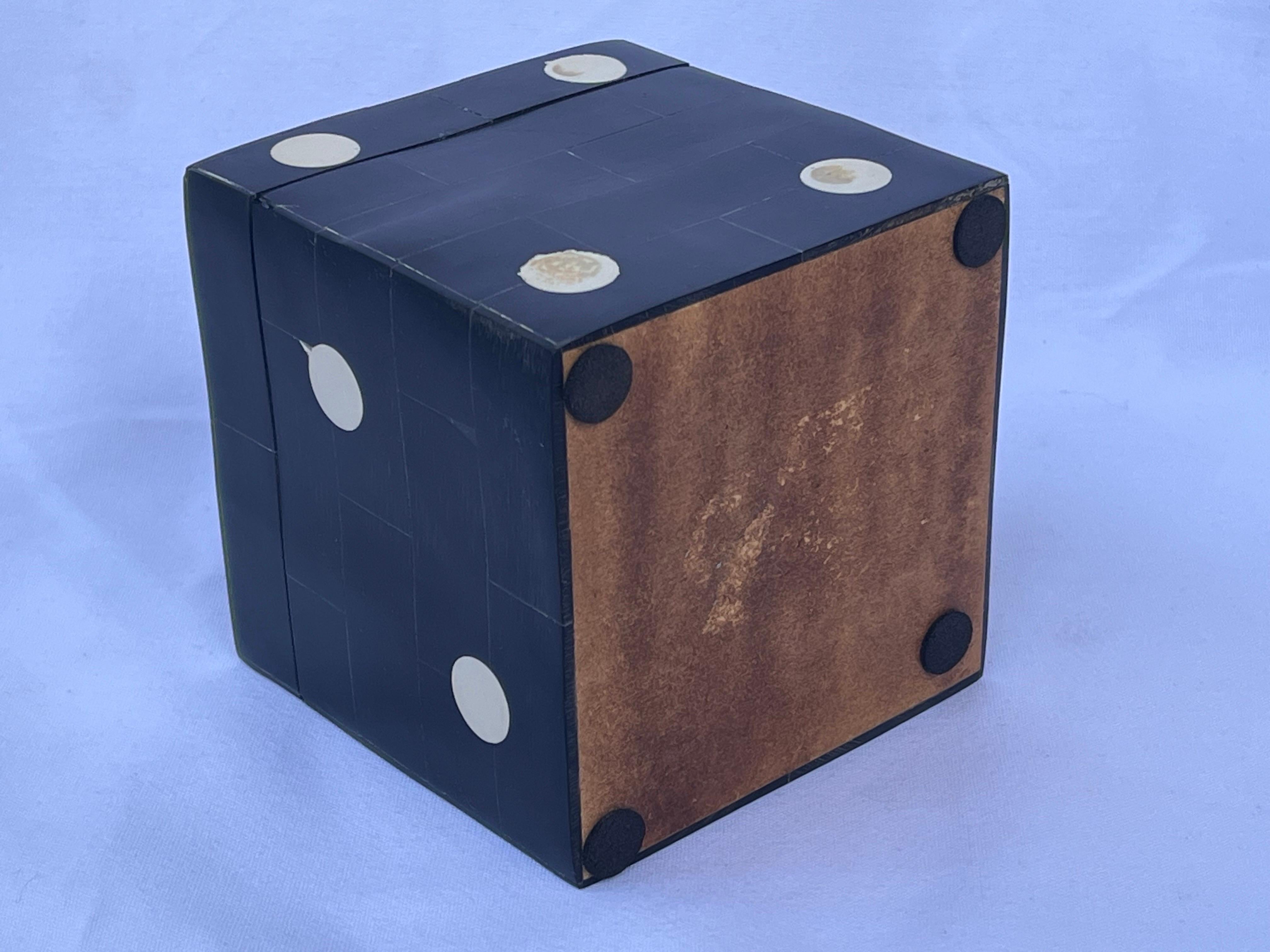 Tessellated Vintage Dice or Die Lidded Cube Box Paperweight Desk Accessory  For Sale 4