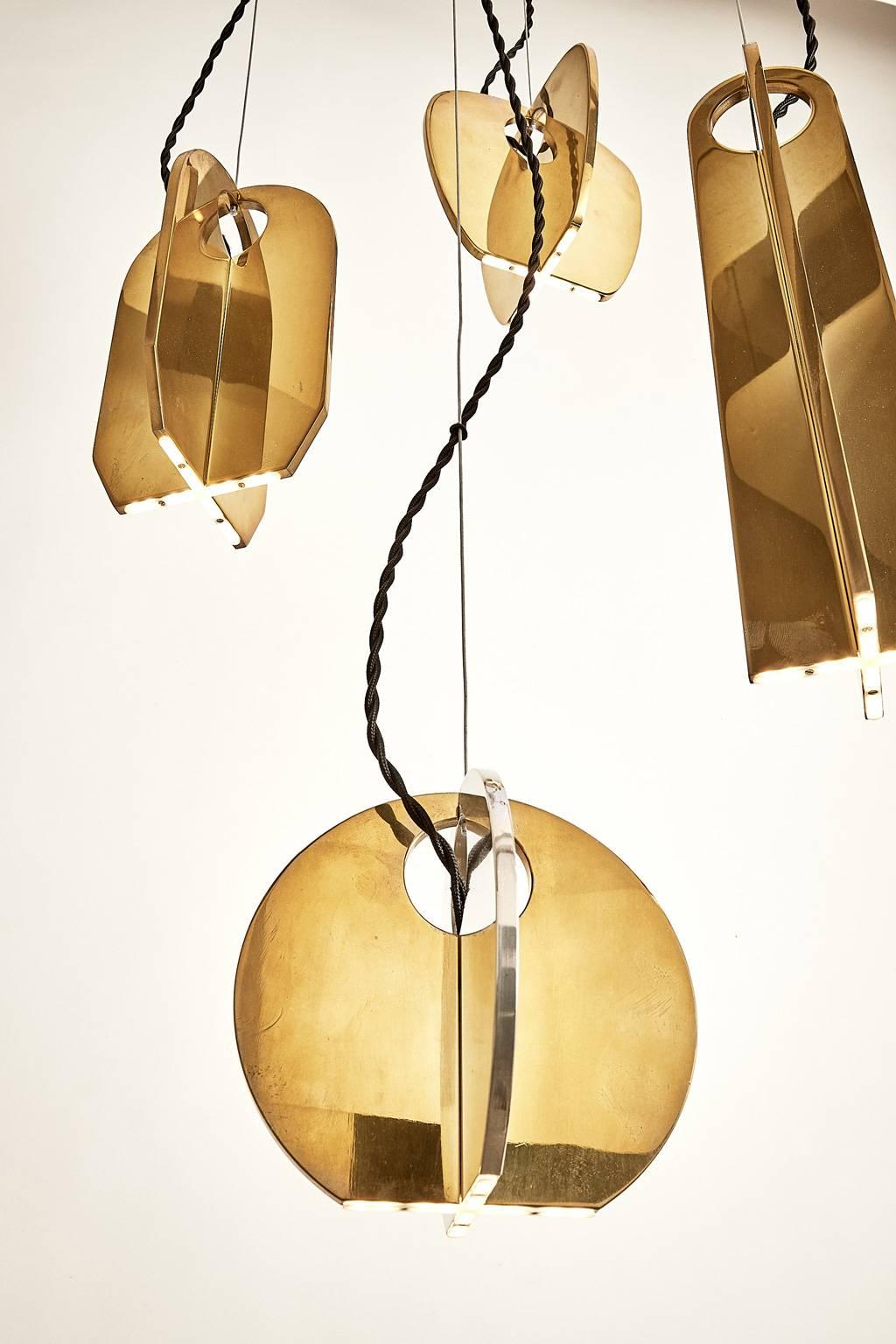 Tessere Five Lights LED Pendant / Chandelier Solid Brass Minimal light fixtures In New Condition For Sale In Reggio Emilia, IT