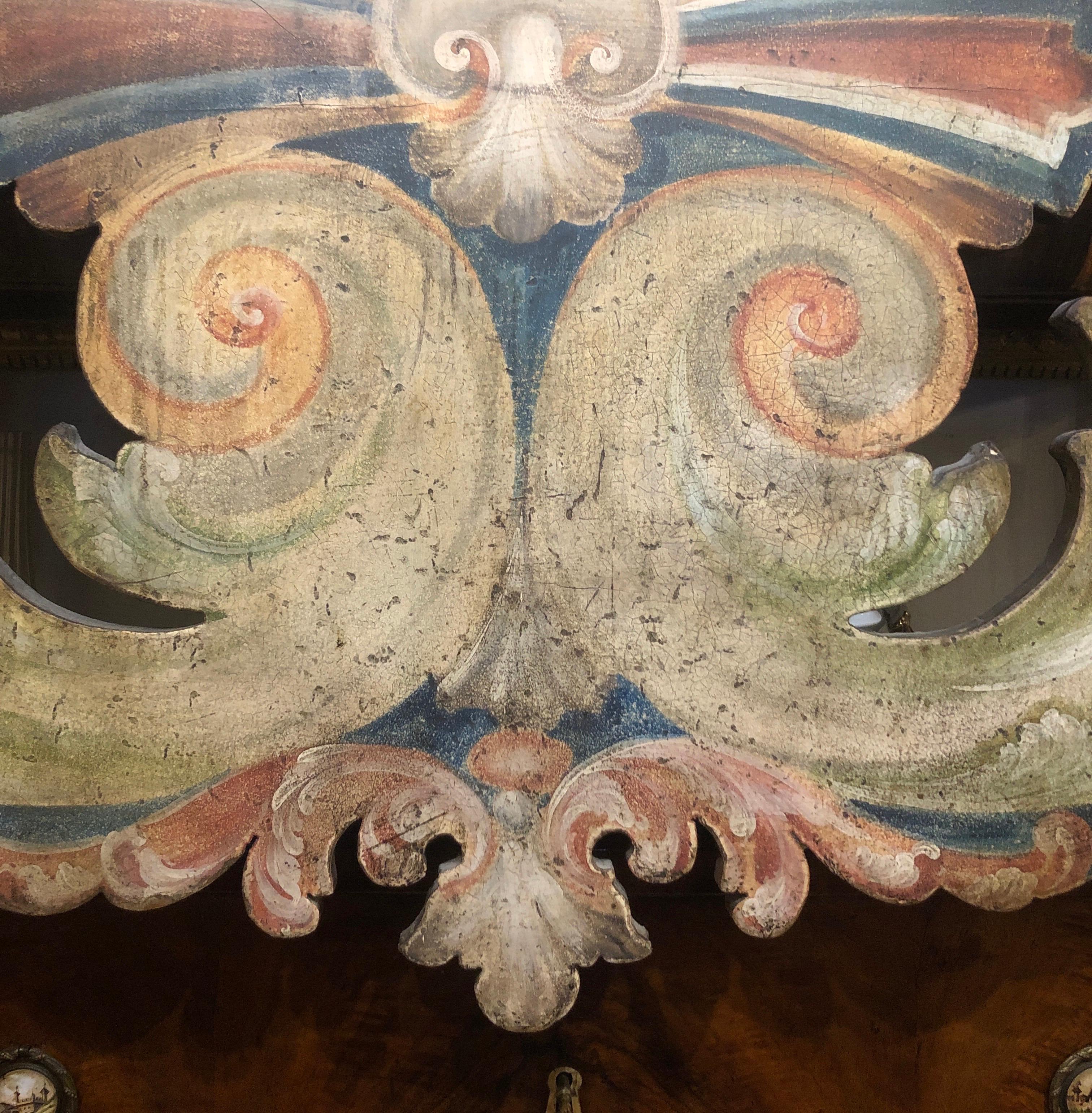 Italian Painted Wooden Double Bed Headboard With Shell and Volutes For Sale 3