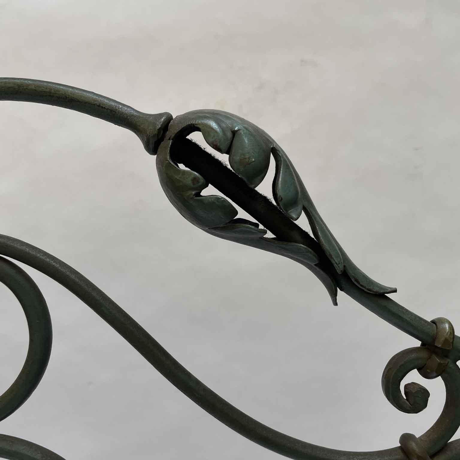 Italienisches schmiedeeisernes Kinderbett Kopfteil Grün Anfang 1900s (Art nouveau) im Angebot