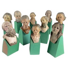 Têtes de crèche napolitaines en terre cuite polychrome des années 1700 Ensemble de dix figurines