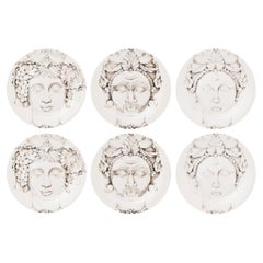 Teste di Moro, Six Contemporary Porcelain Dinner Plates in Soft Grey
